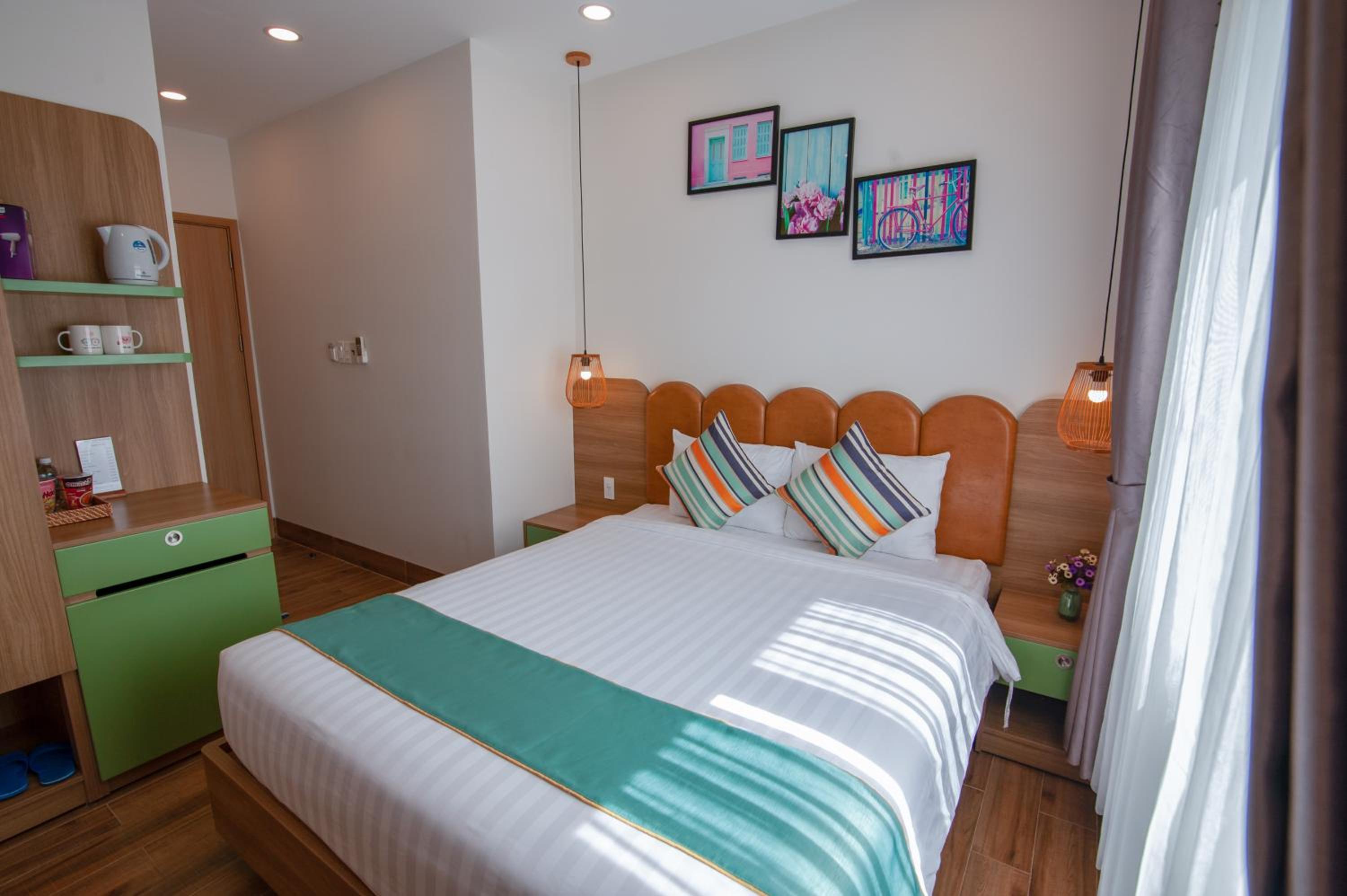 Deluxe Room - Photo 18