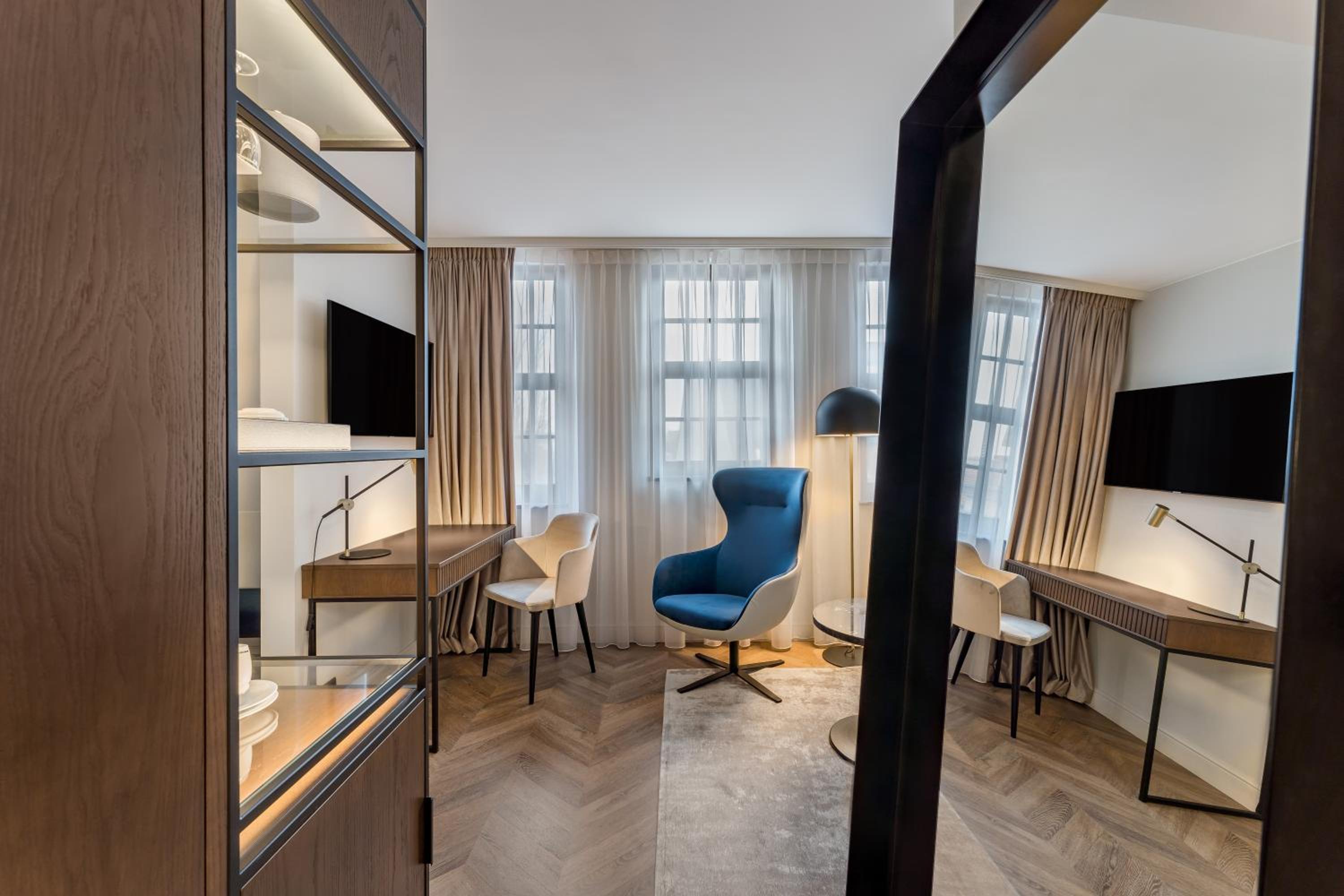 Junior Suite - Executive Floor - Photo 6