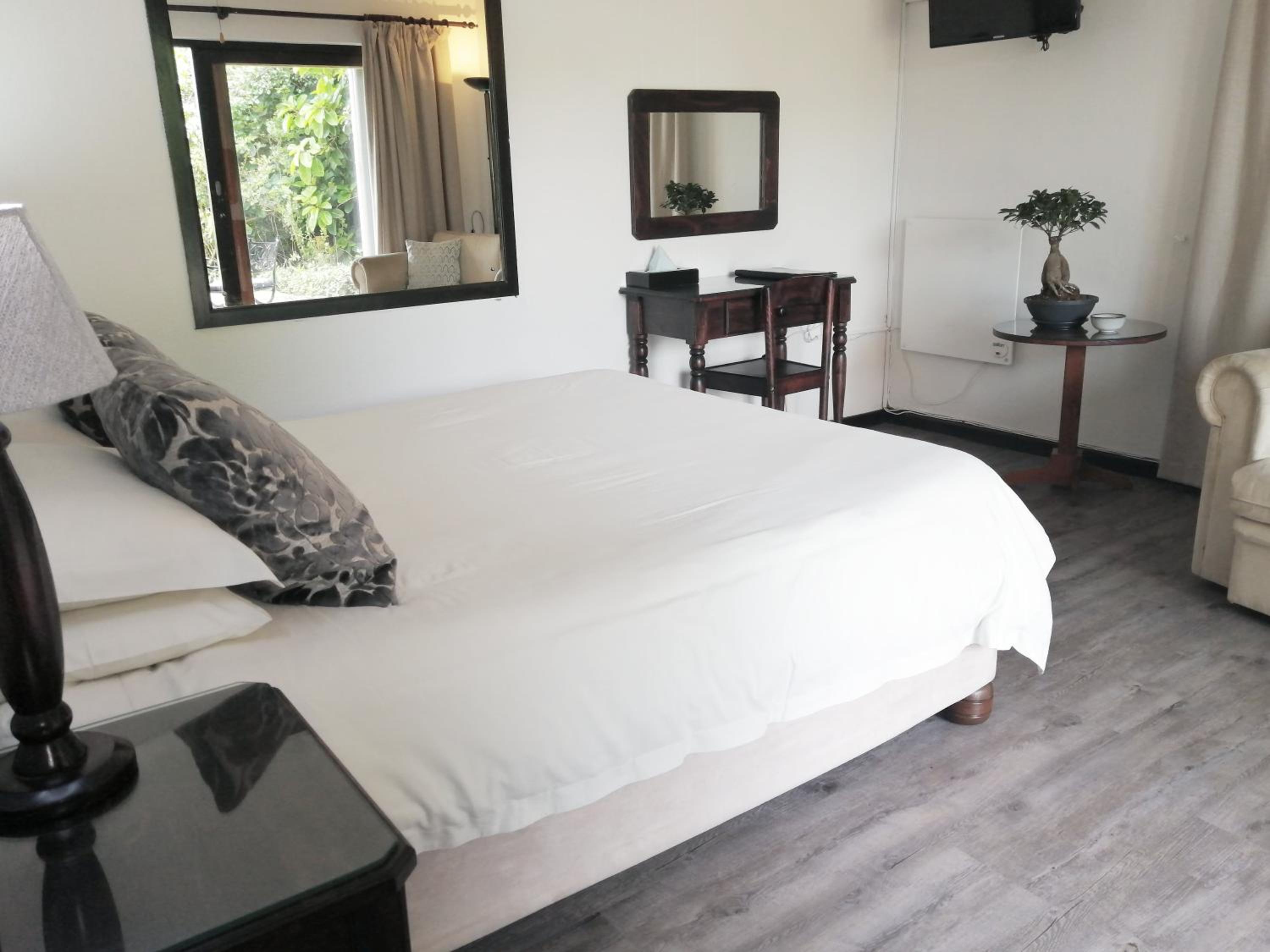 Double Room - Photo 1