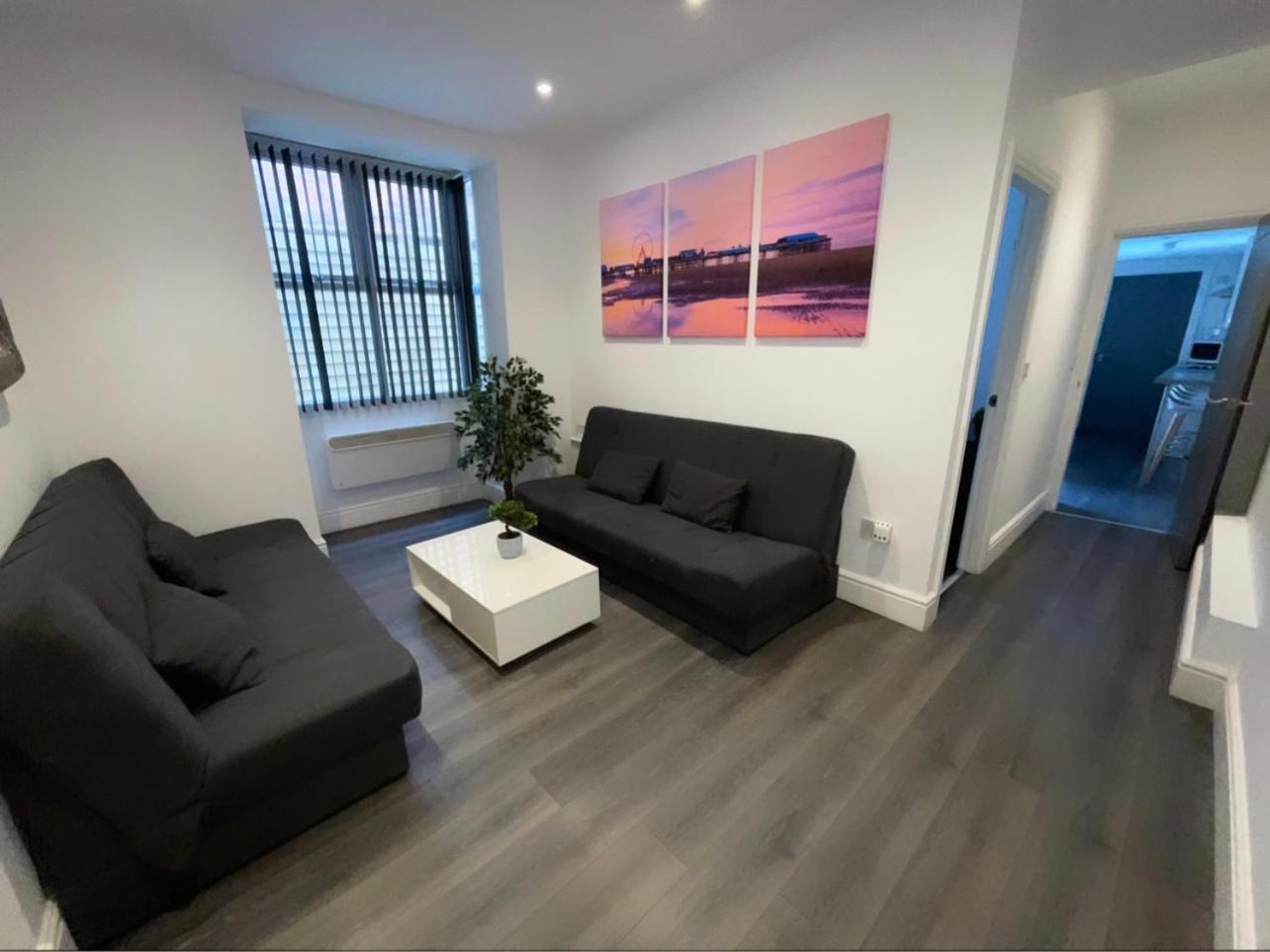 Delux apartment with hot tub in garden - Photo 9