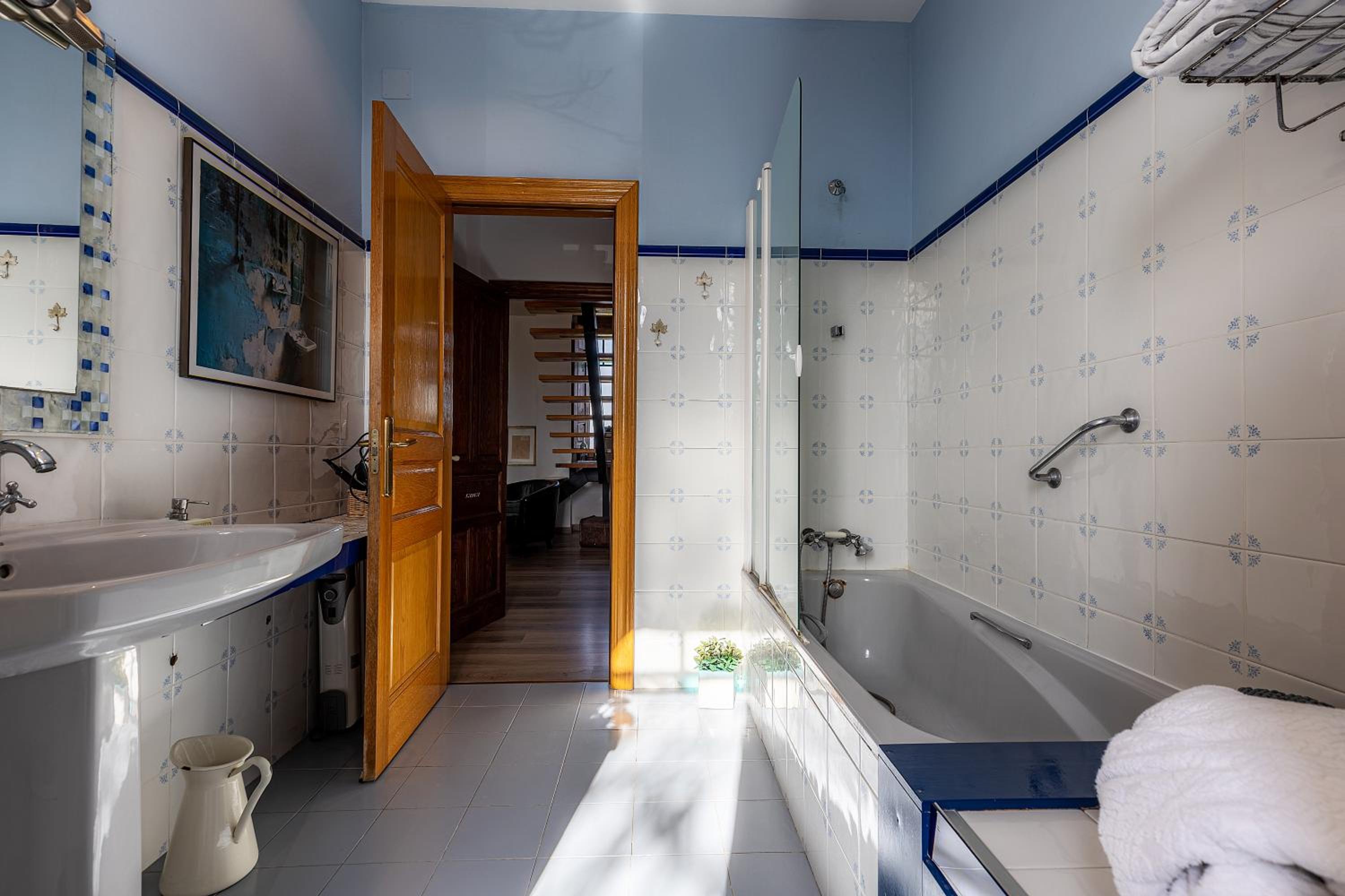 Double or Twin Room with Garden View photo 3
