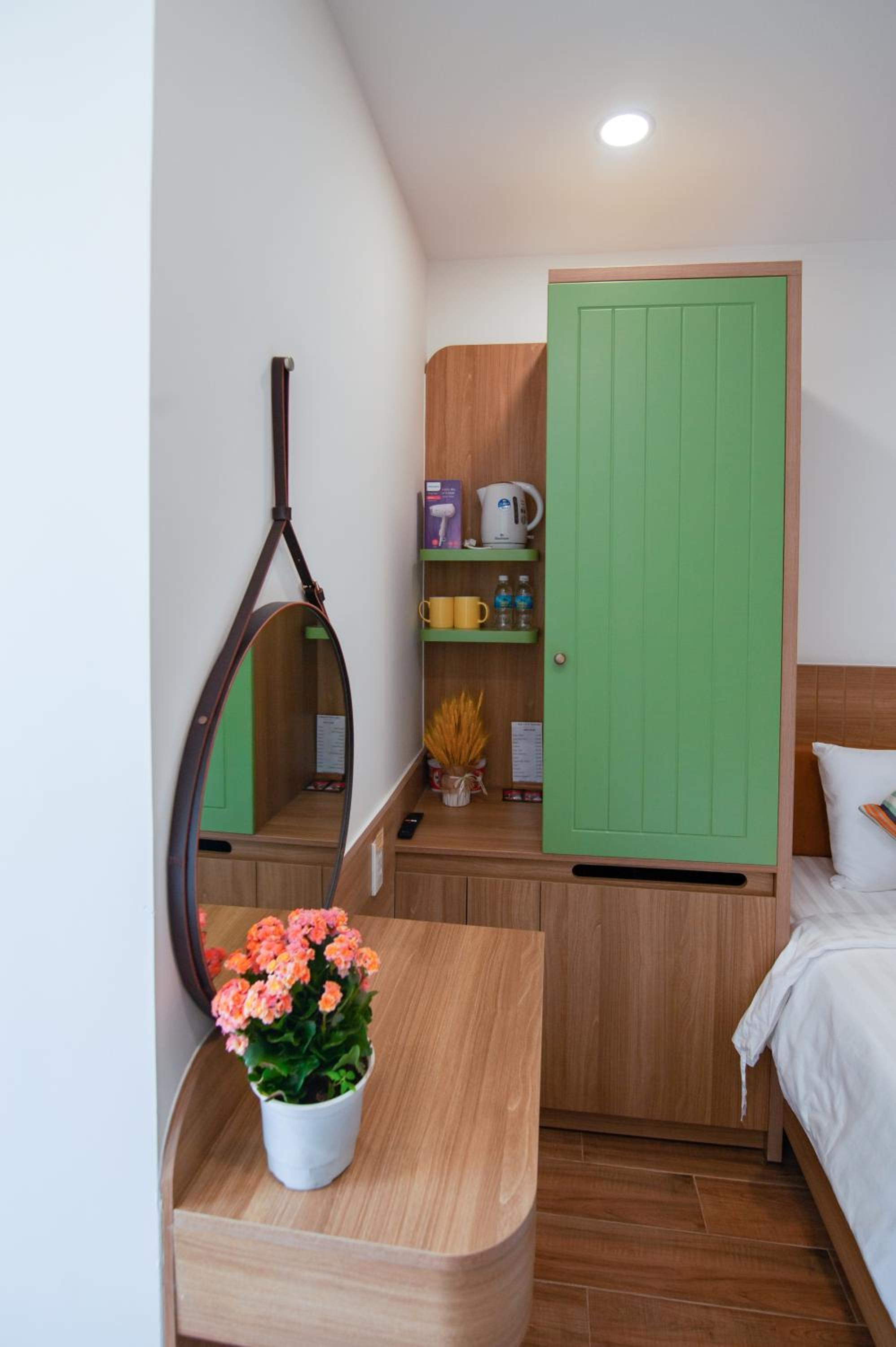 Deluxe Room - Photo 8