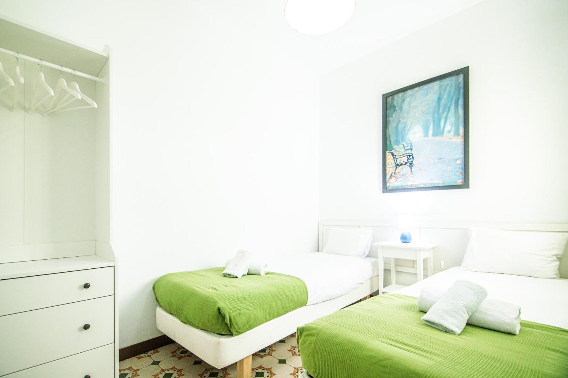 Three-Bedroom Apartment photo 2