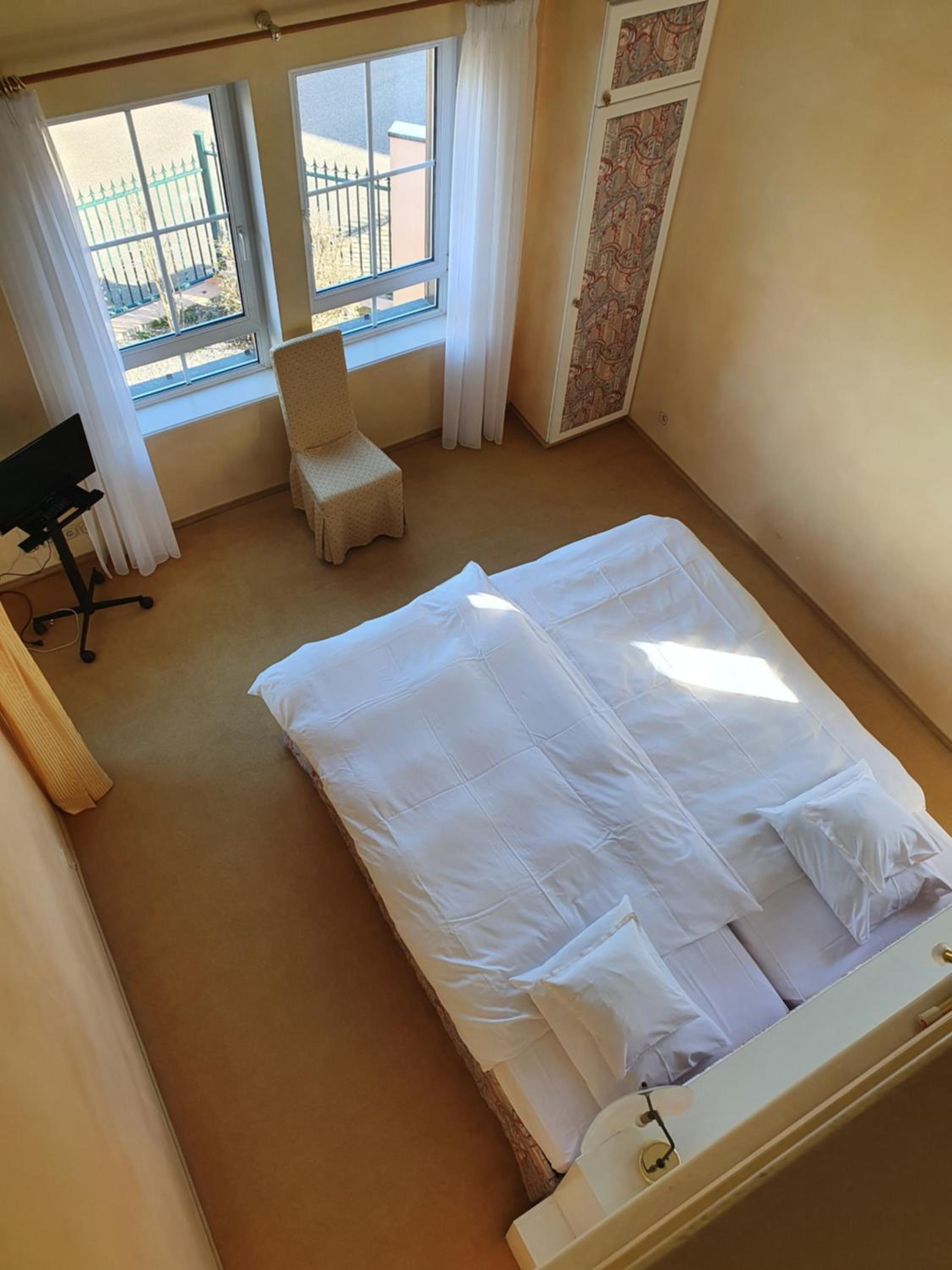 Apartment - Split Level photo 2