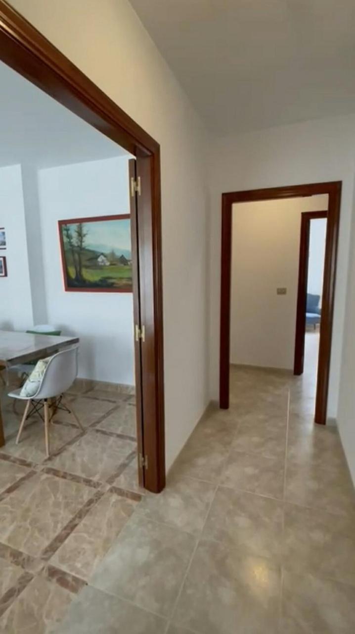 Casa de cuatro habitaciones