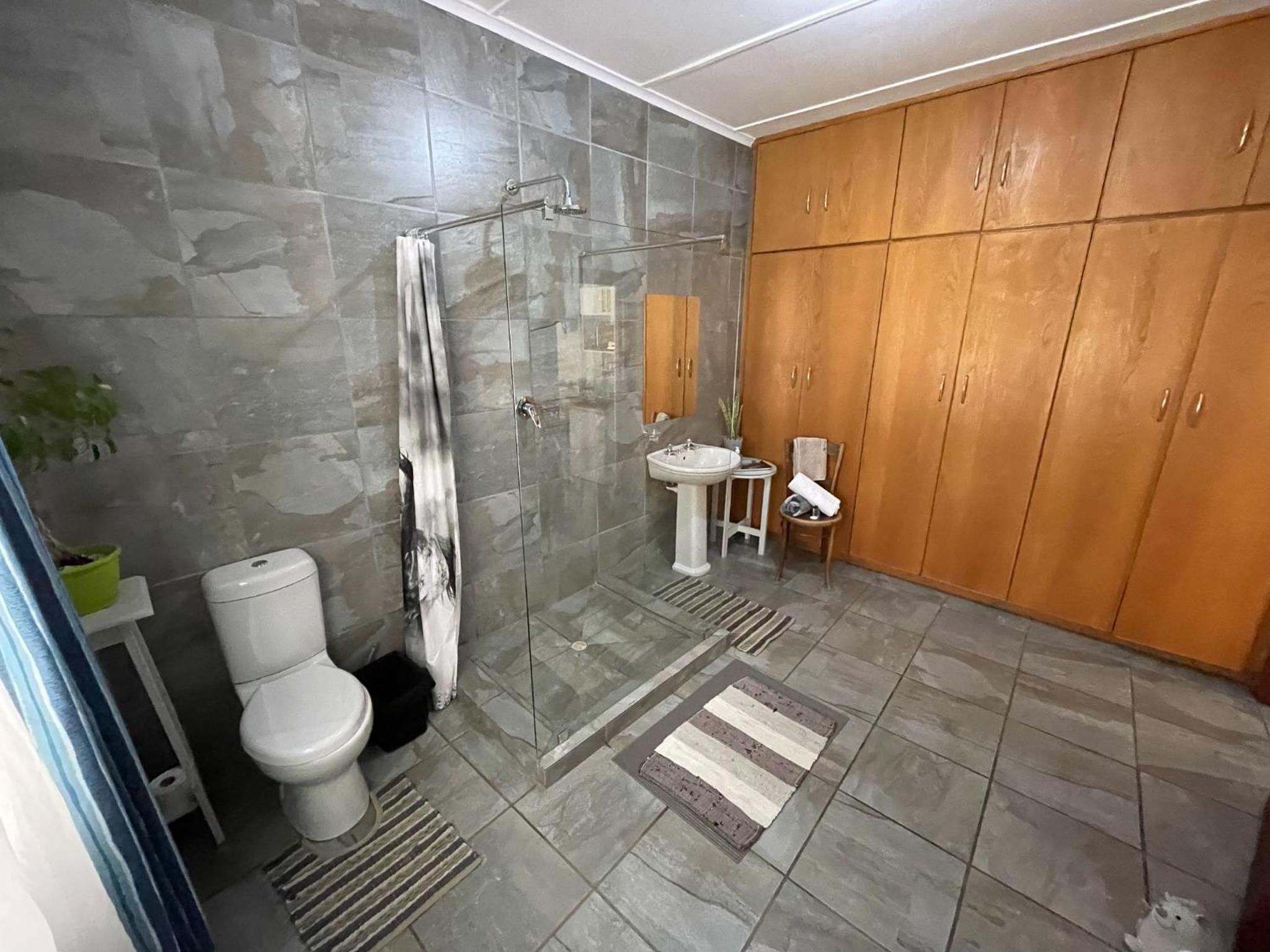 Deluxe Suite photo 2