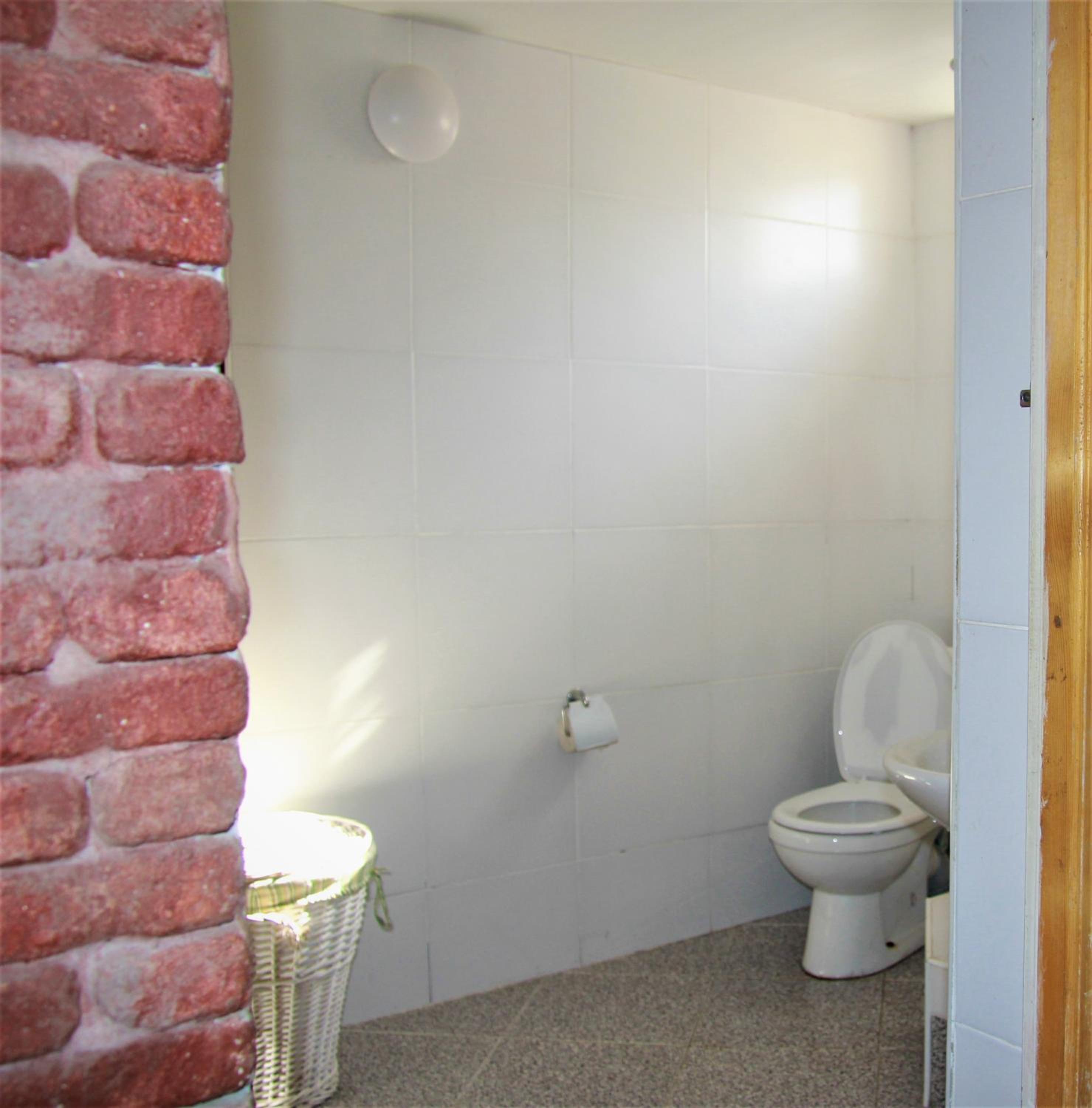 Economy Double Room photo 1