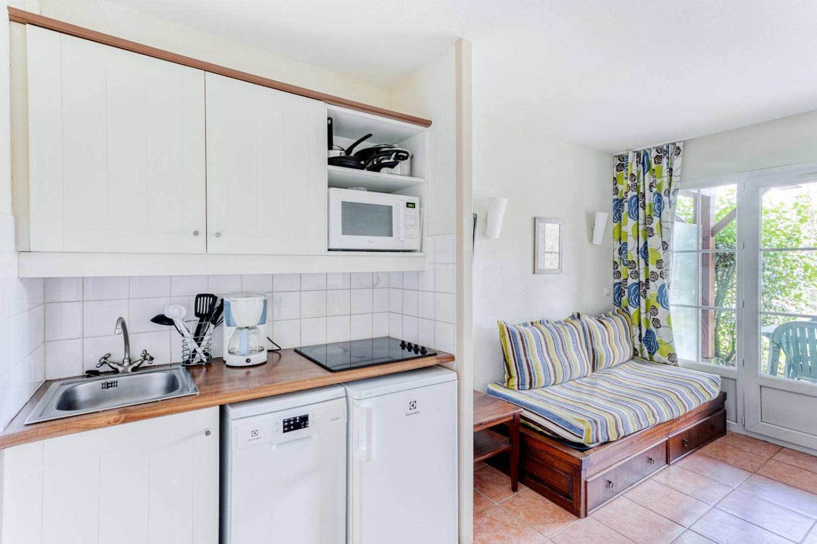 Comfort One-Bedroom Apartment (5 People)