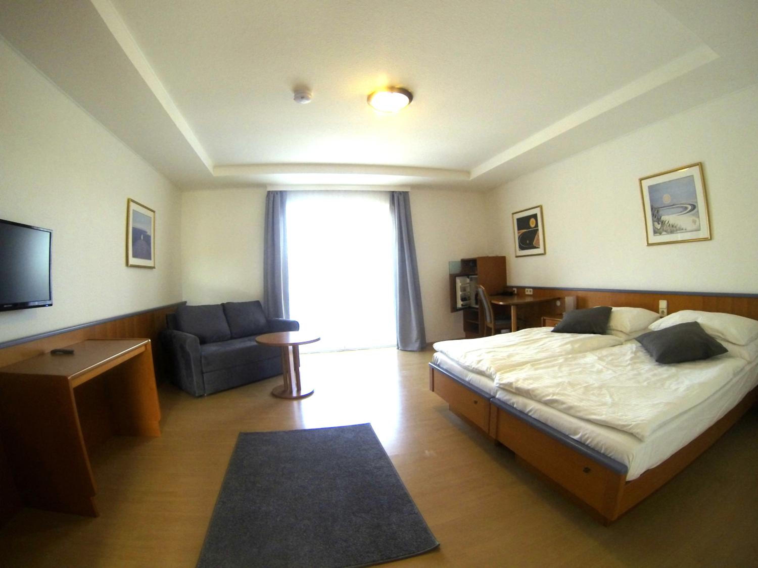 Double Room With Balcony photo 3