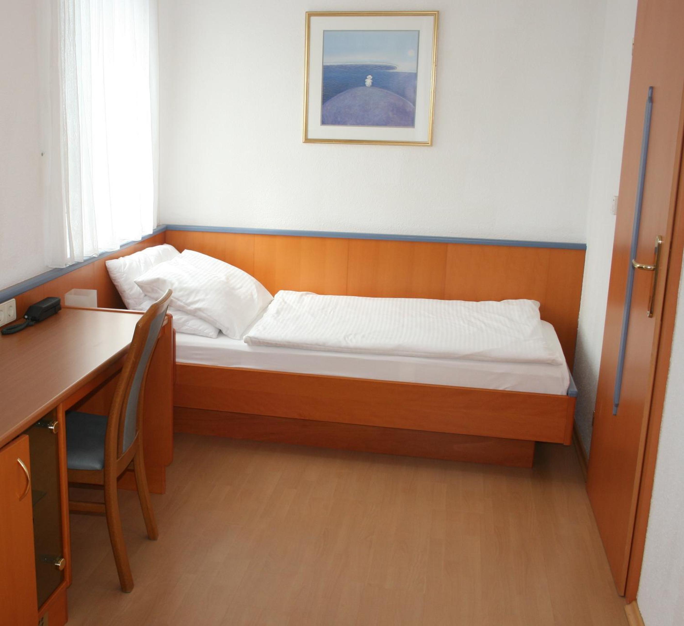 Single Room photo 1