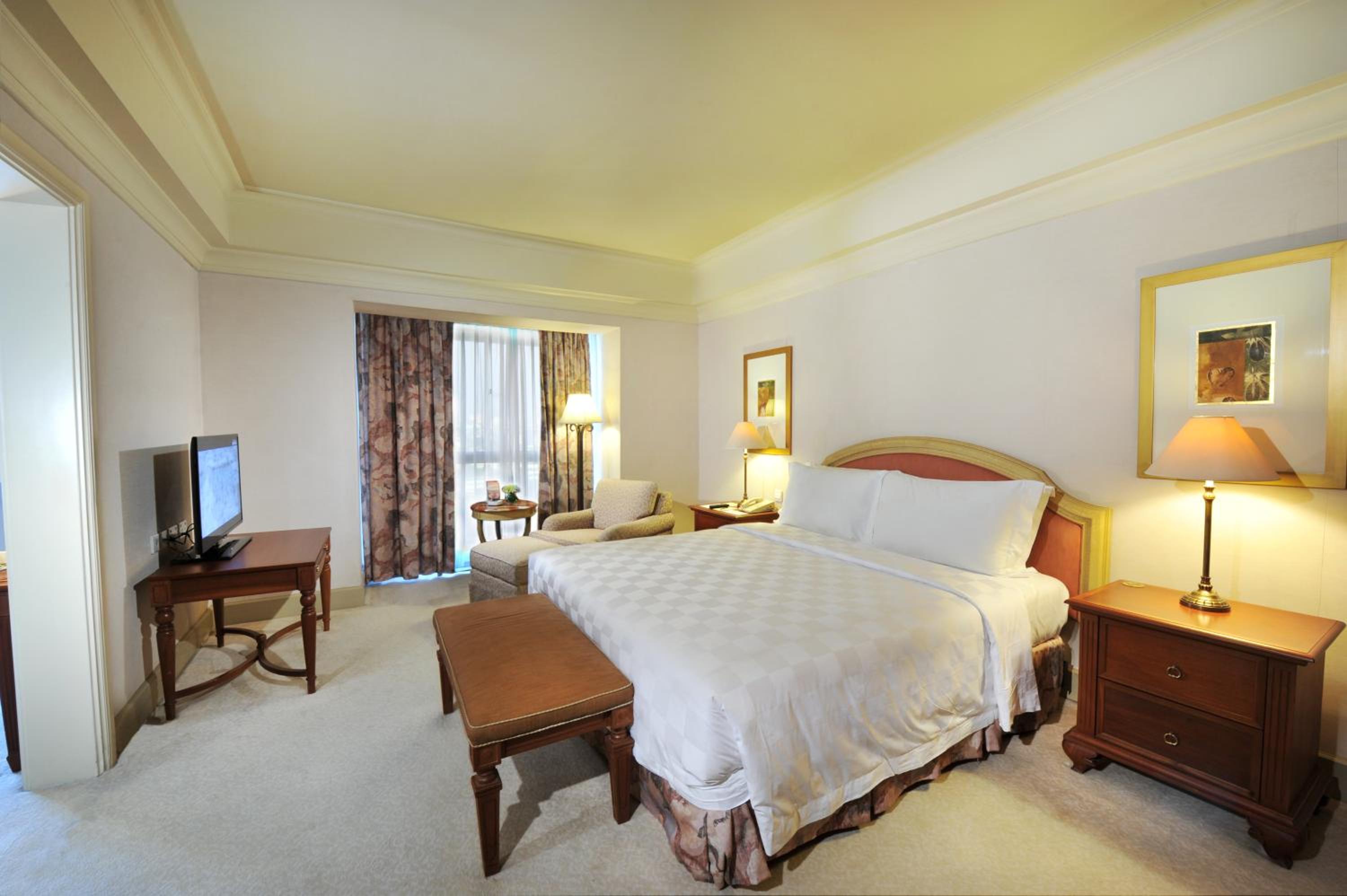 Club Suite  - Photo 1