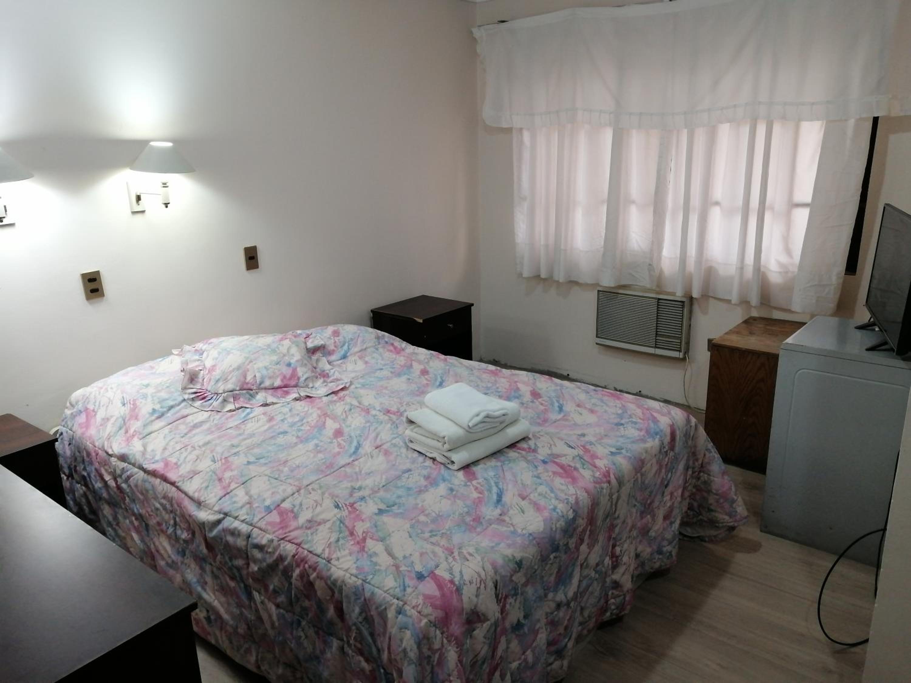 Budget Double Room photo 1