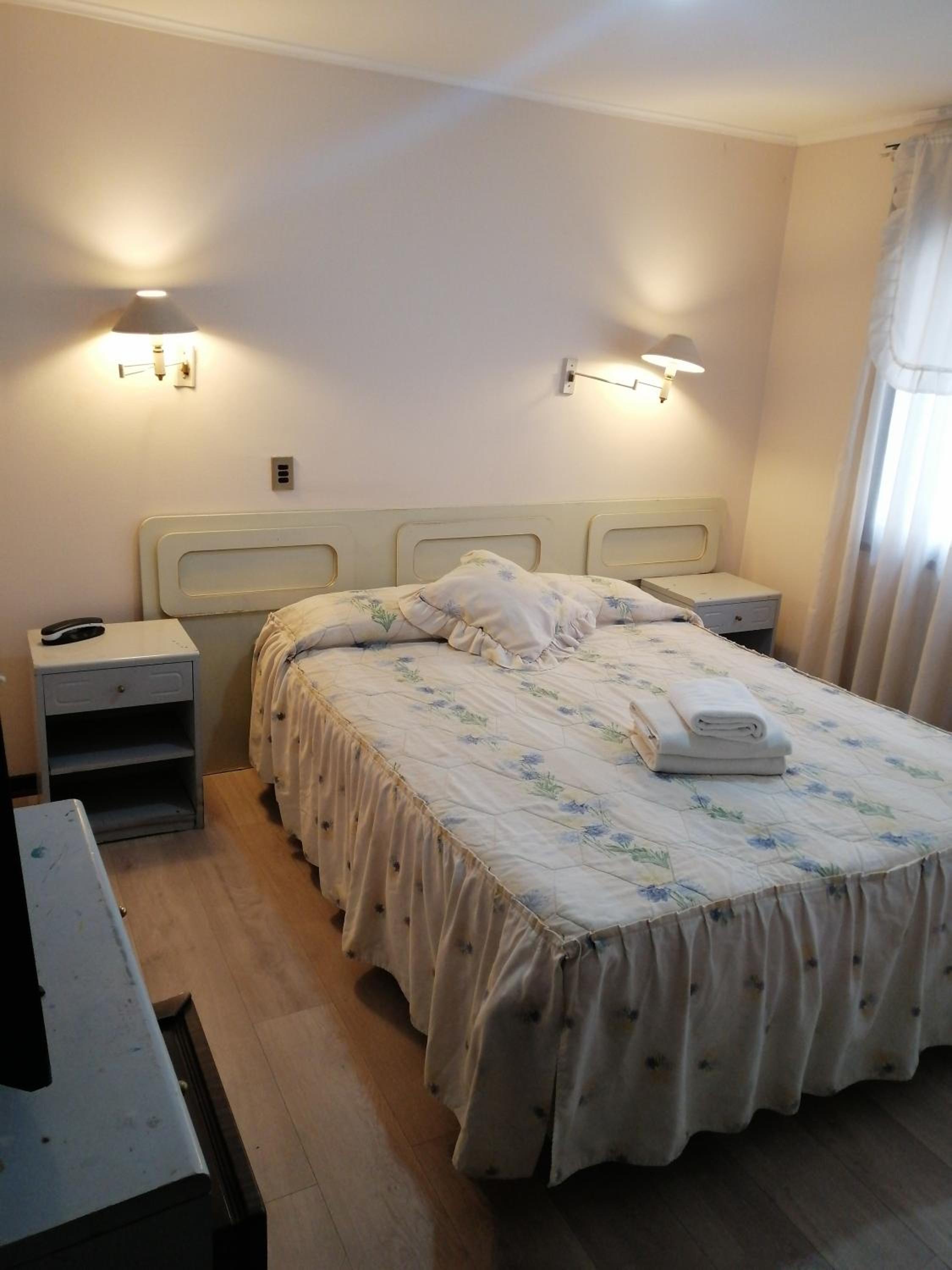 Budget Double Room photo 3