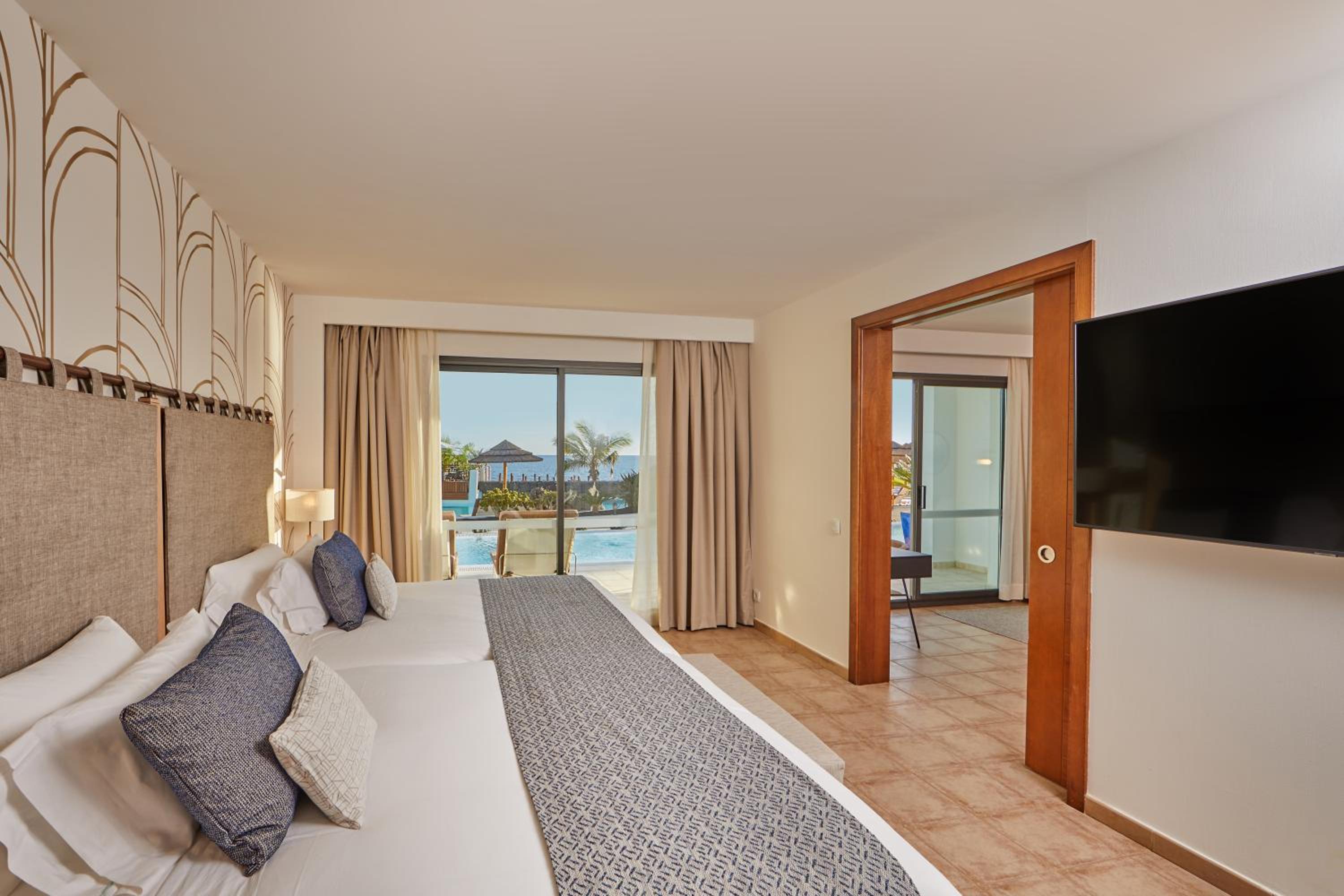 Suite Ocean View Swim Up Preferred Club - Photo 15