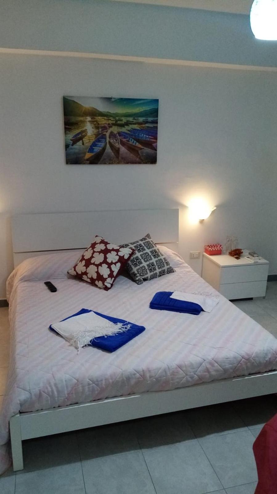 Double Room with Extra Bed - Photo 16