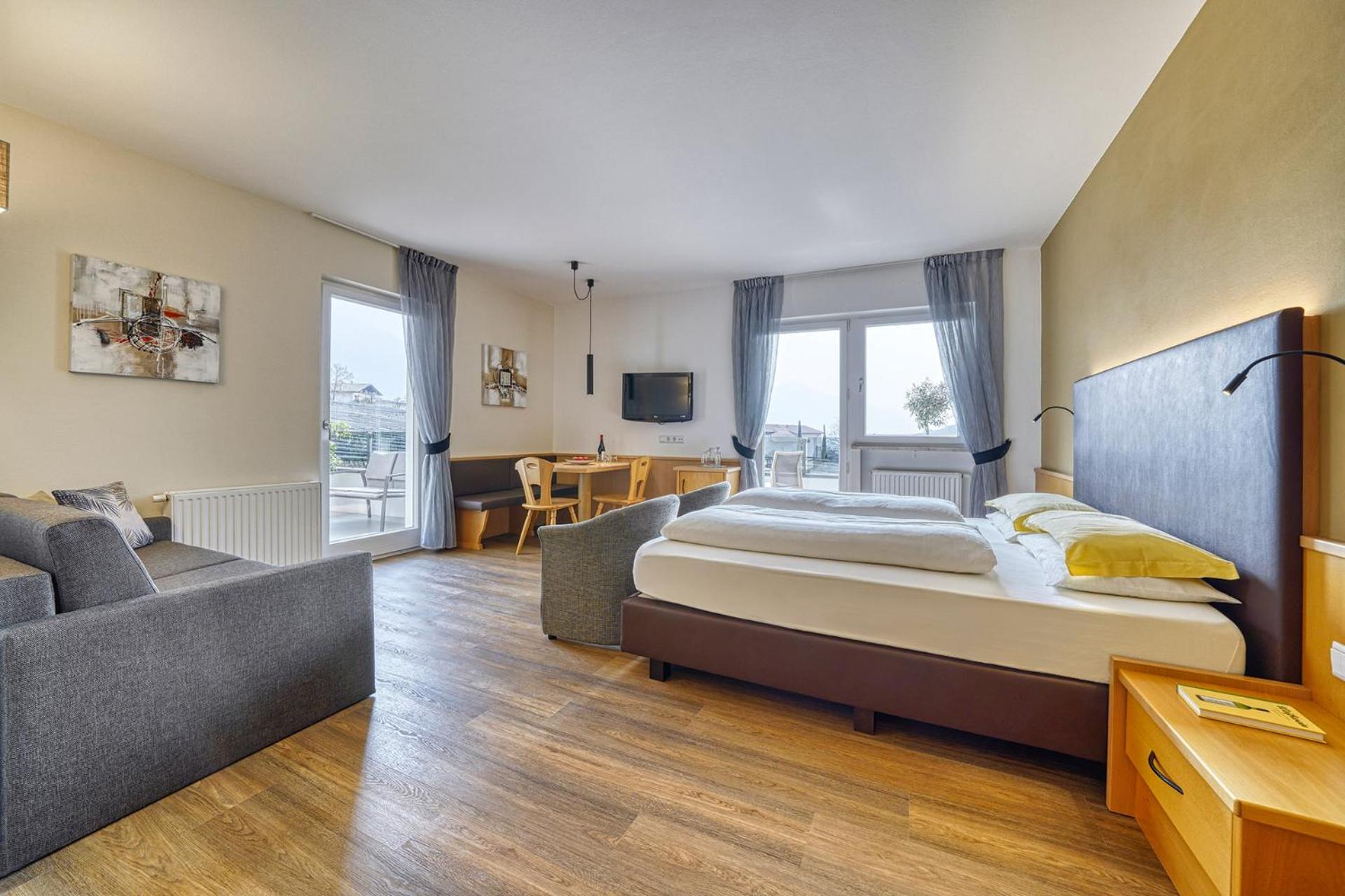 Chambre Double - Vue sur Piscine