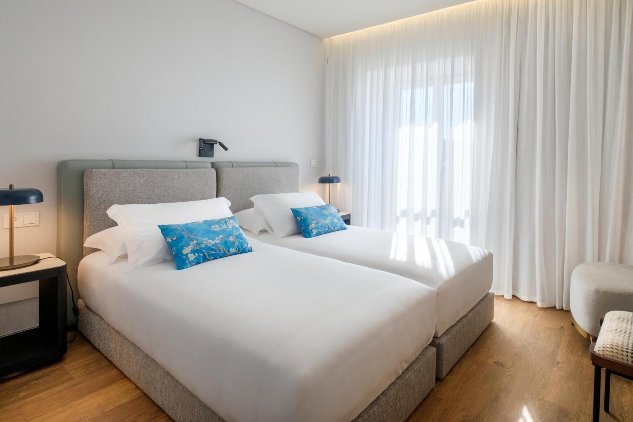 Superior Twin Room - Photo 1