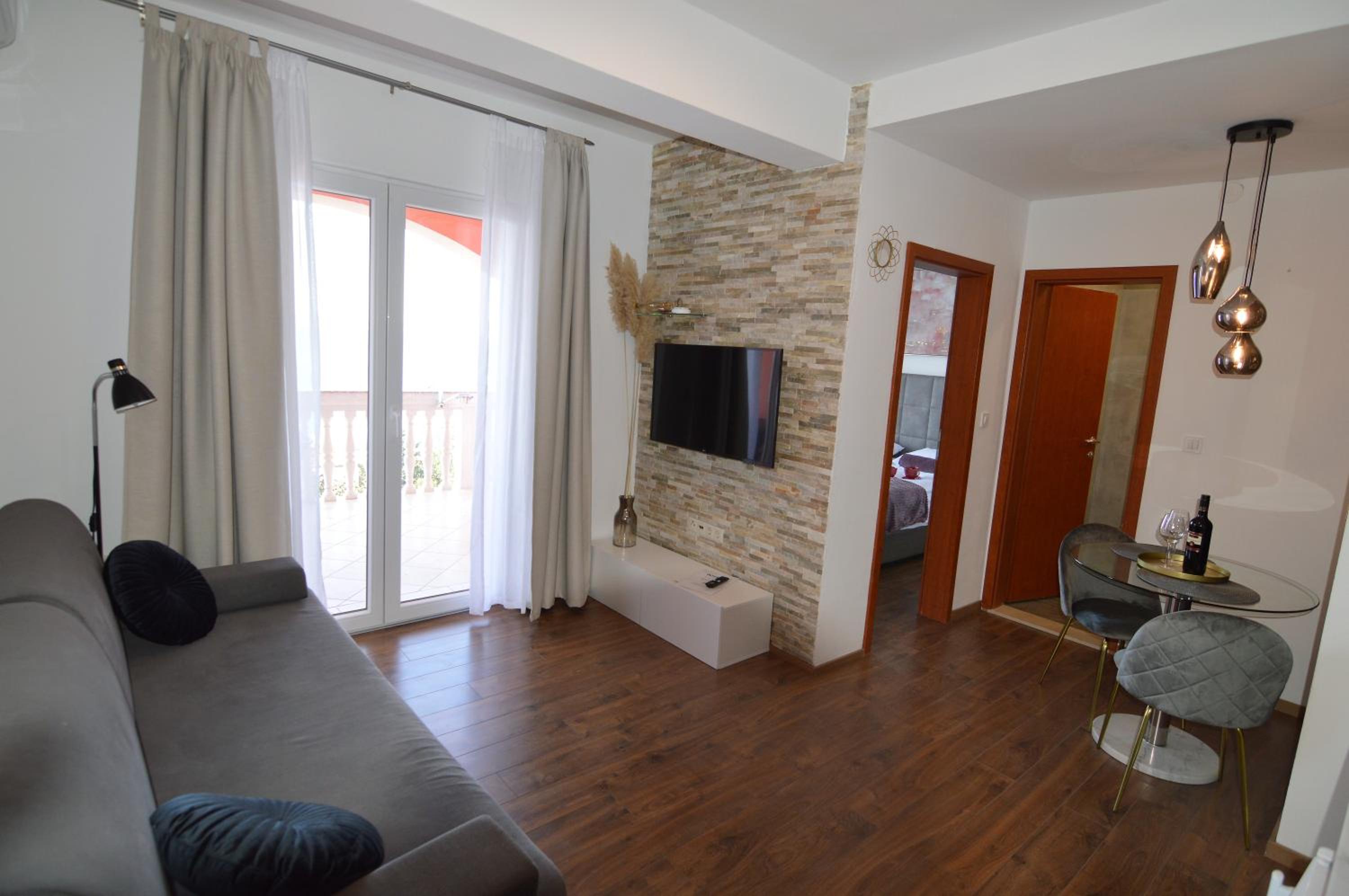 Apartment with Sea View photo 2