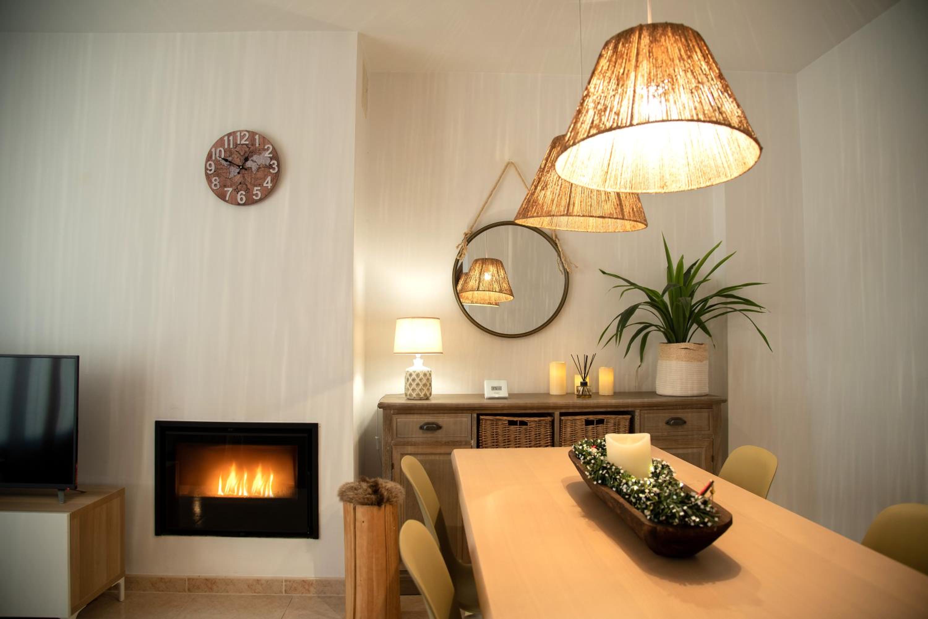 Three-Bedroom Apartment photo 2