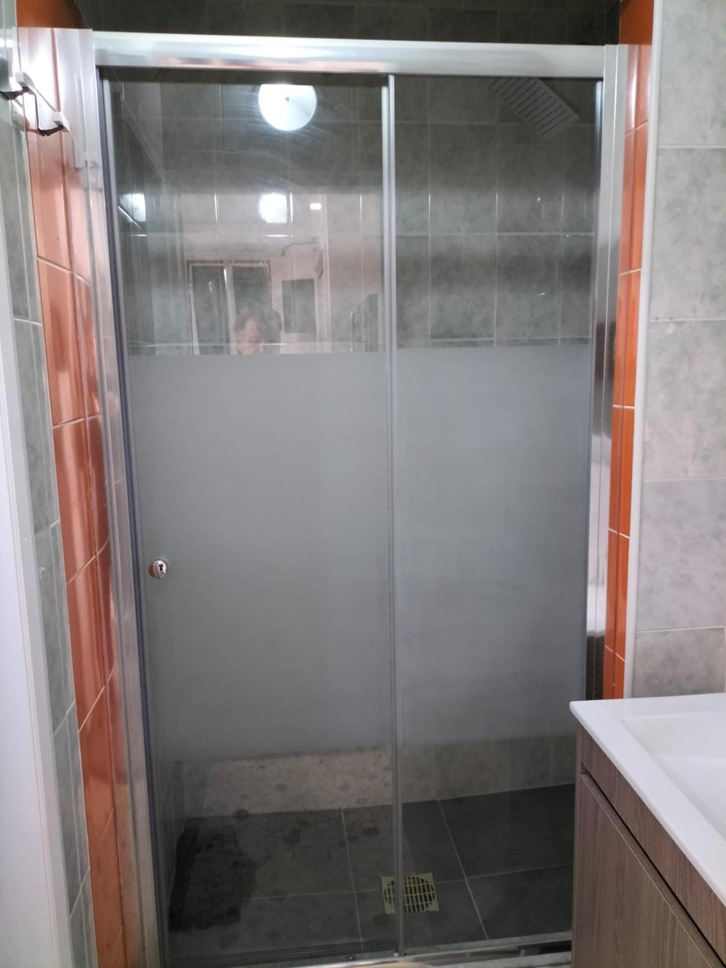 One-Bedroom House - Photo 8