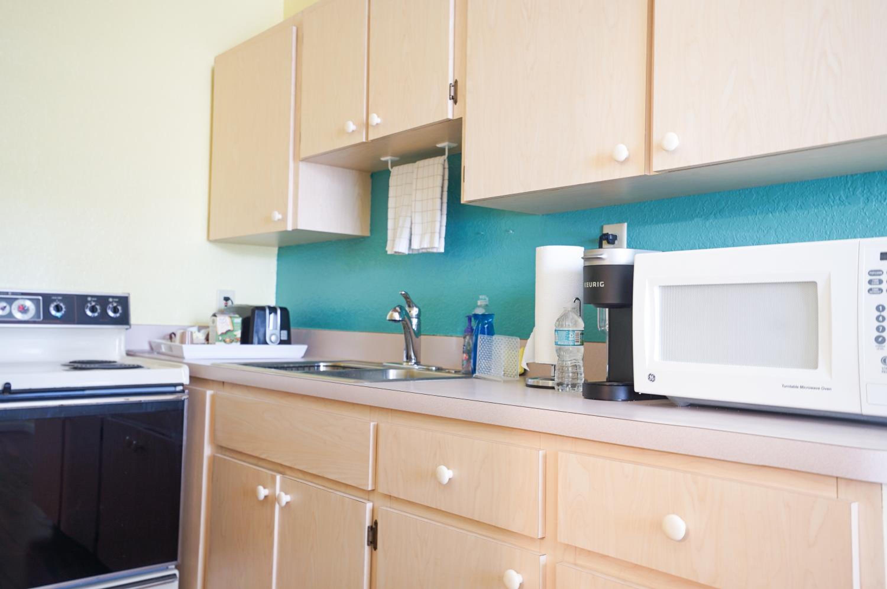 One-Bedroom Apartment - Photo 6