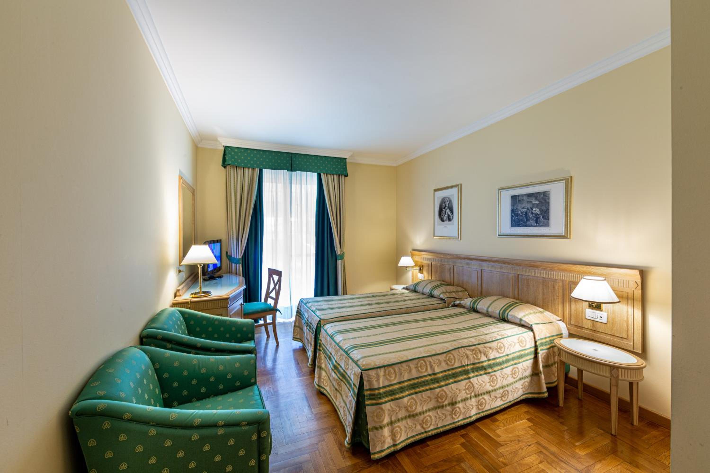 Standard Twin Room photo 1