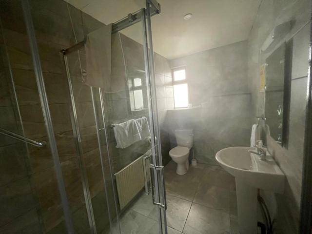 Double Room - Photo 3
