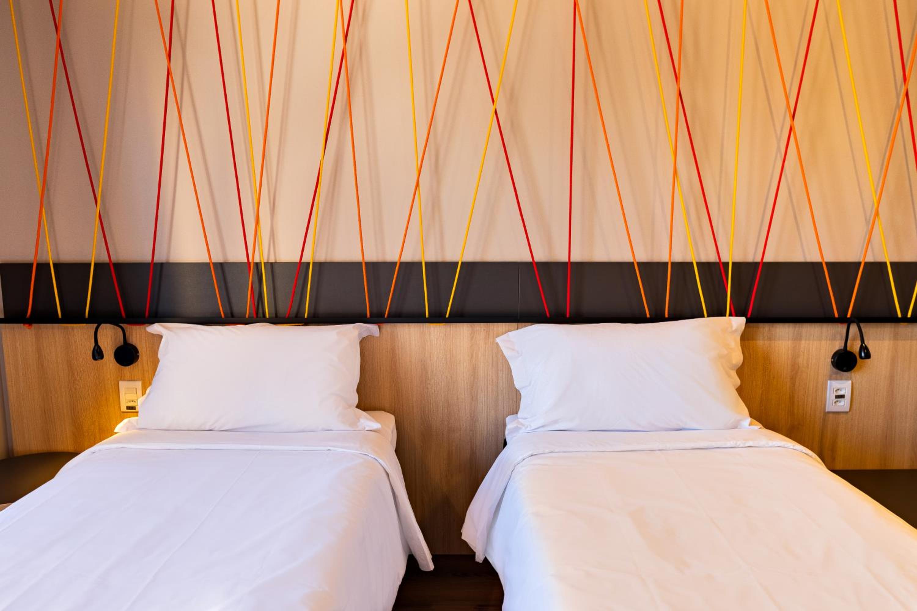 Standard Apartment with Twin Beds - Photo 1