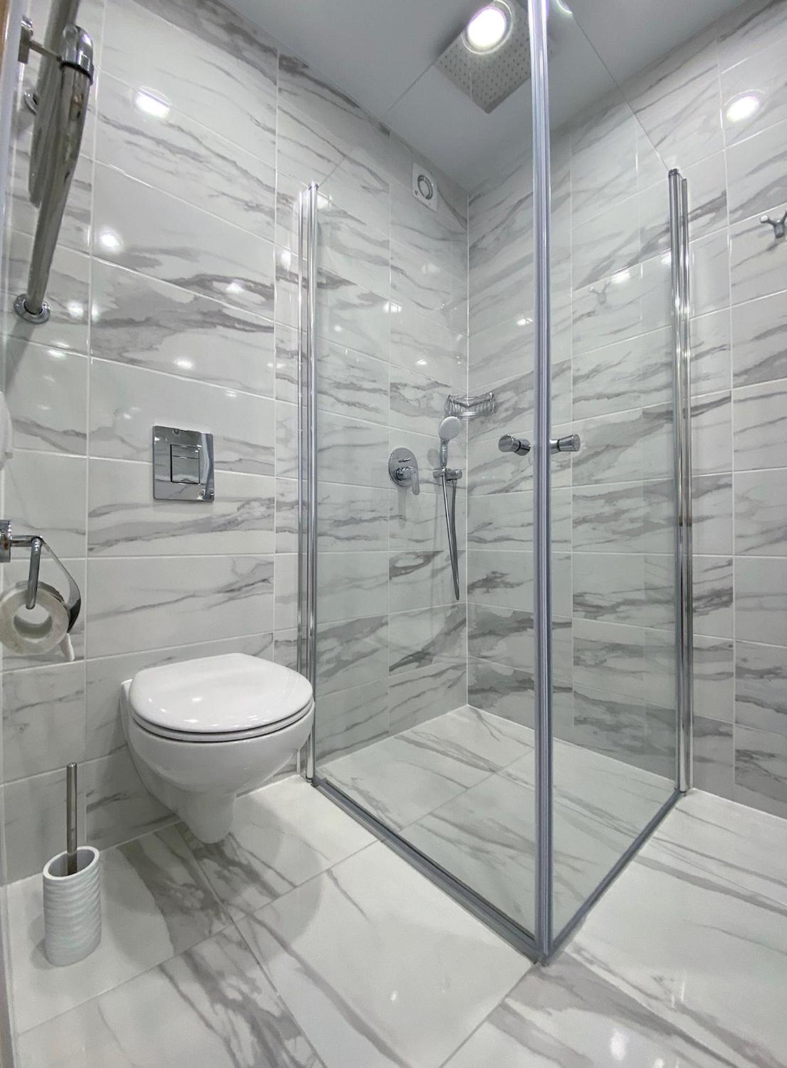 One-Bedroom Apartment - Photo 16