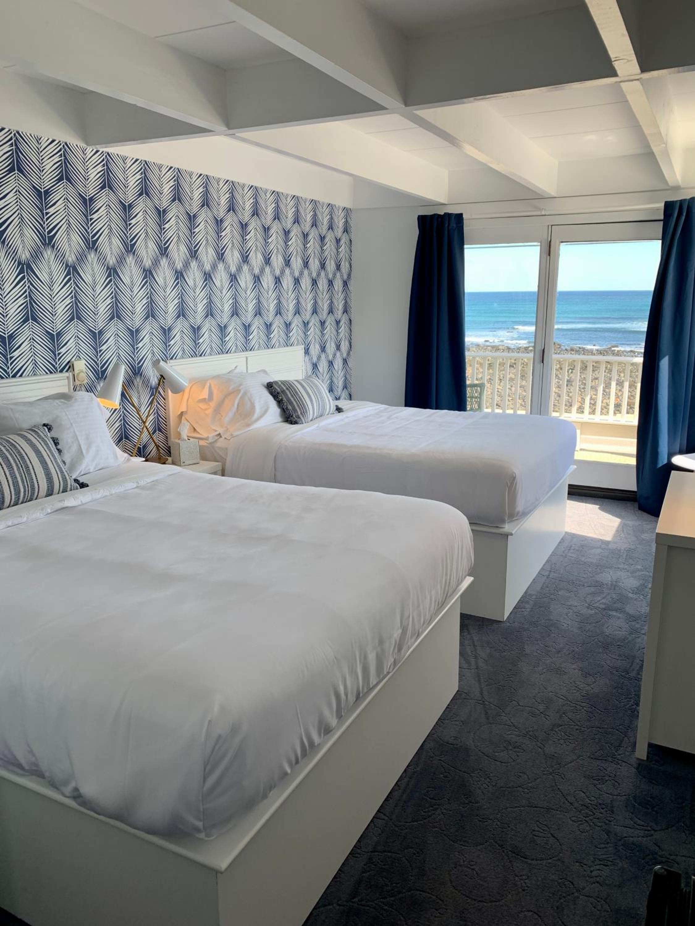 Deluxe Double Room with Balcony and Sea View photo 1