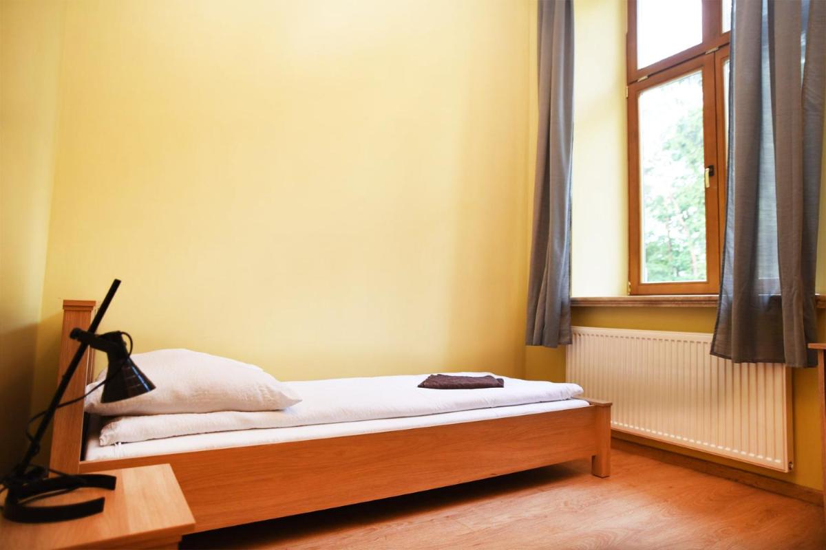 Single Room - Disability Access photo 1