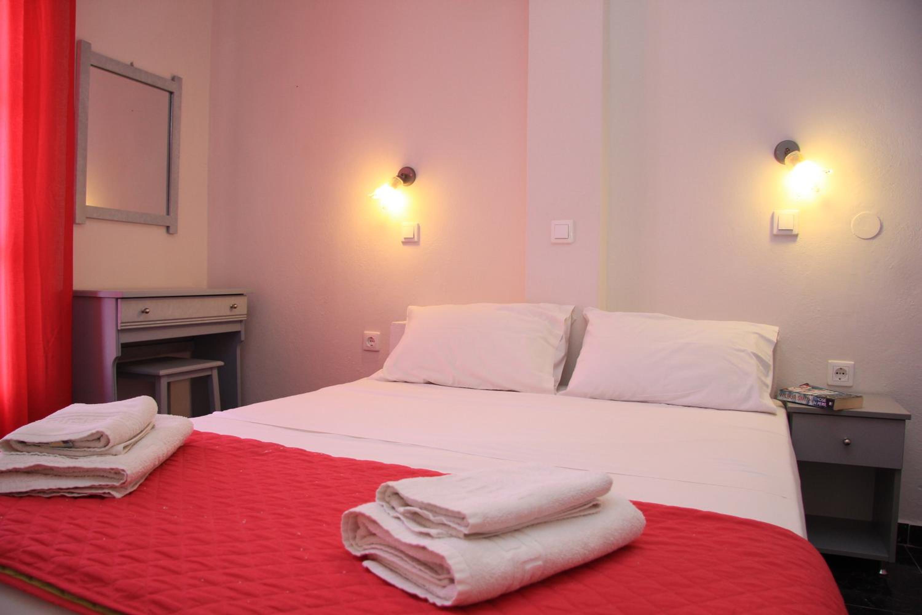 Economy Double Room - Photo 6