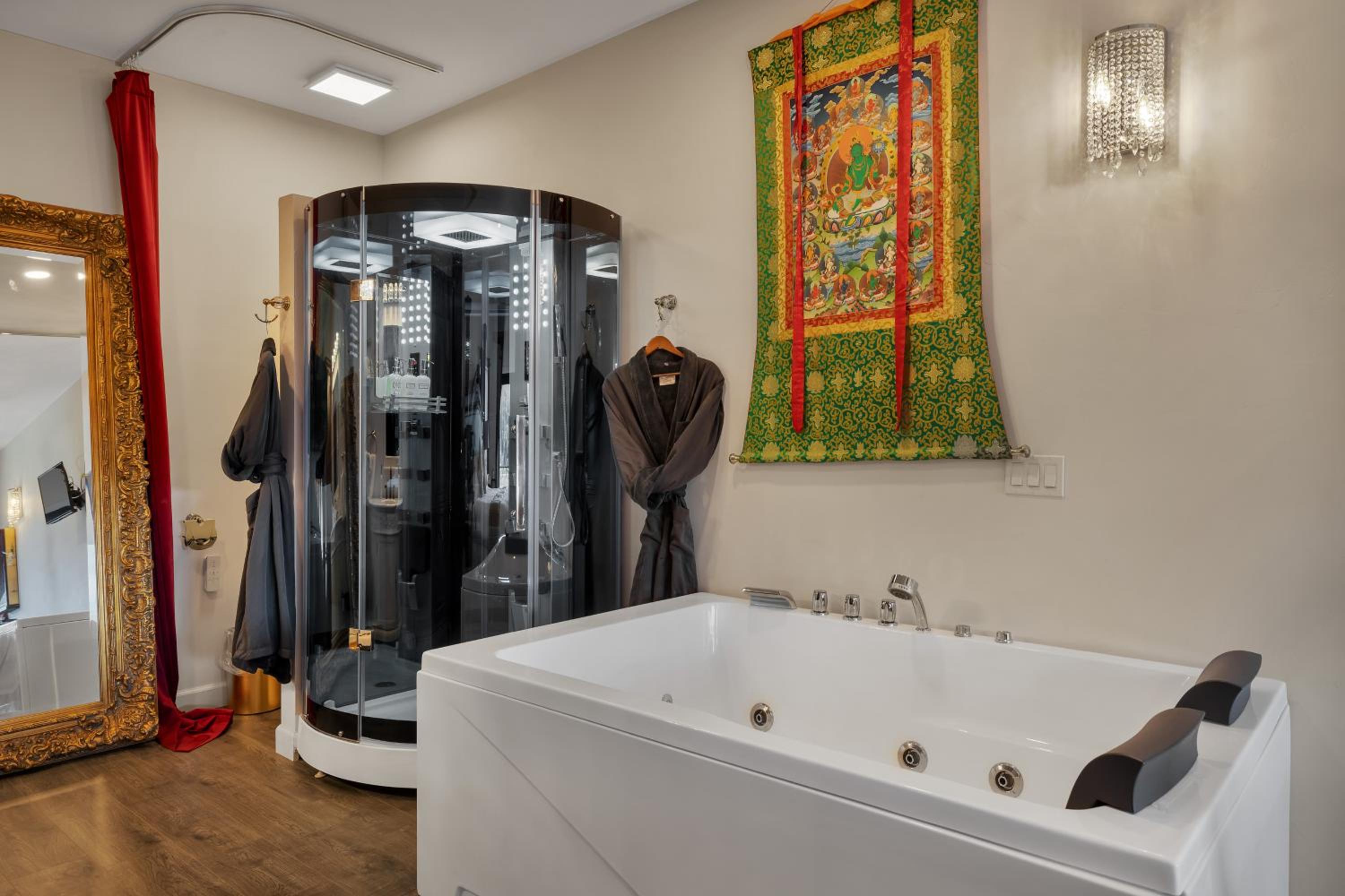 Studio with Spa Bath - Photo 3