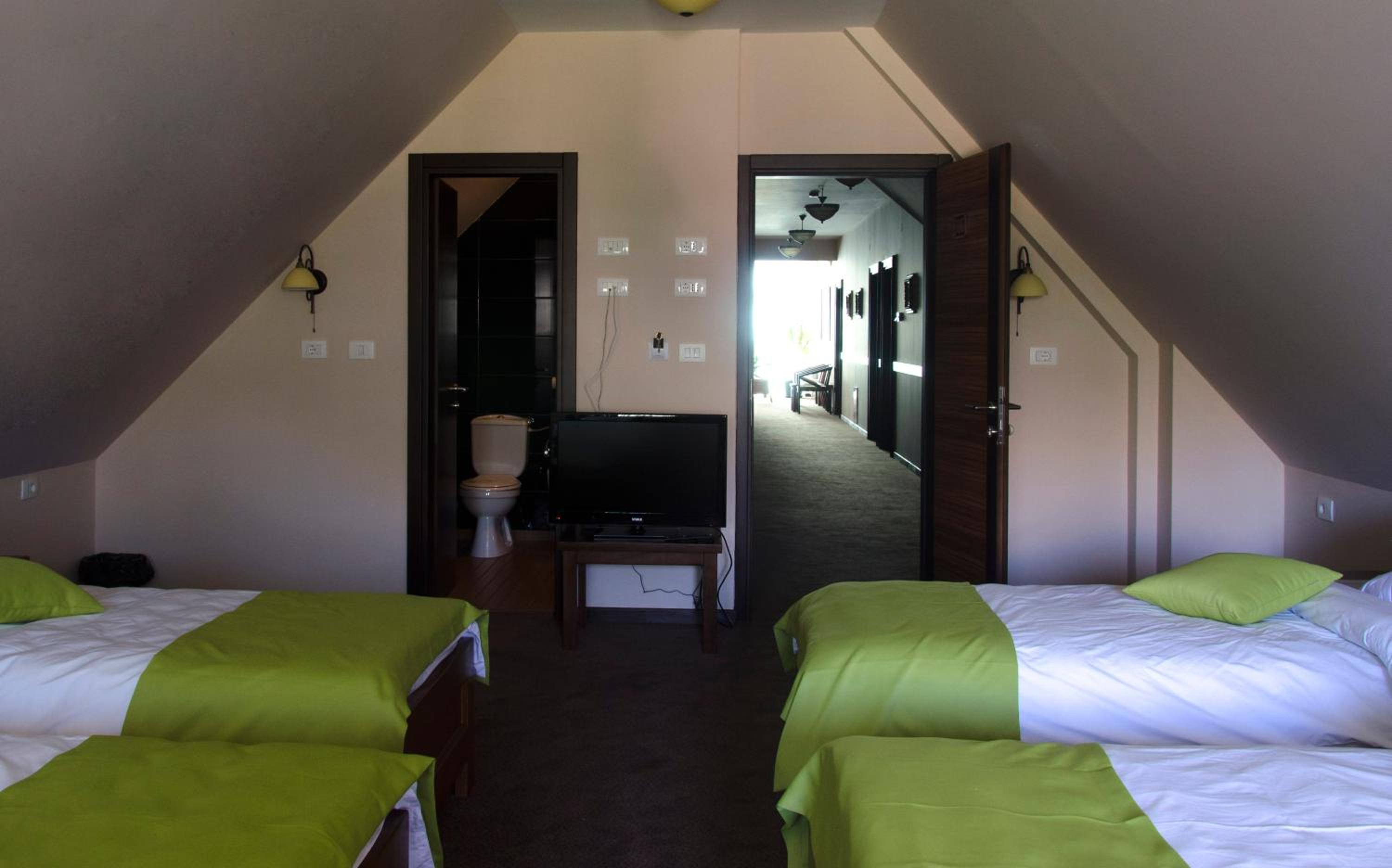 Octuple Room photo 3