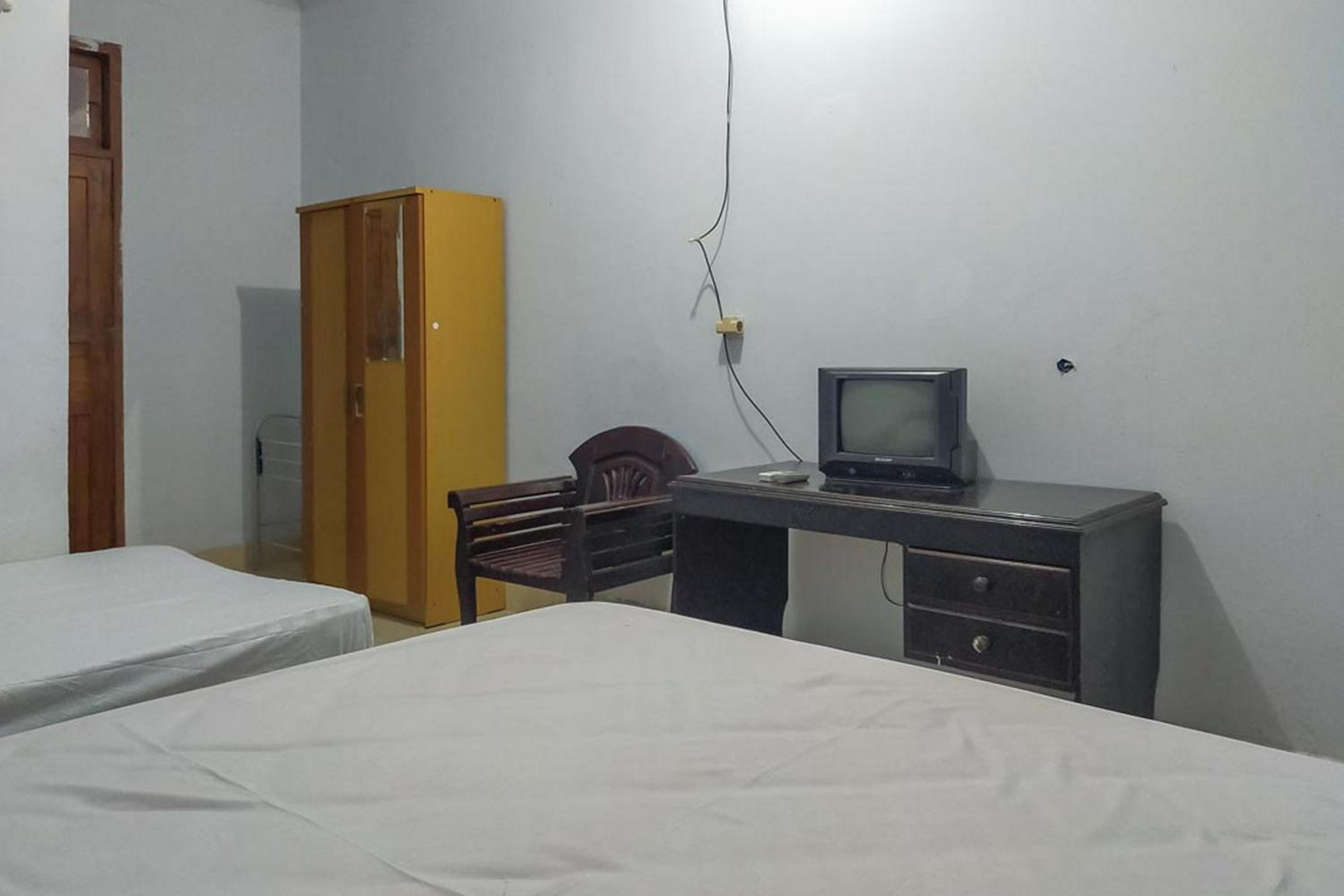 Standard Double Room - Photo 18