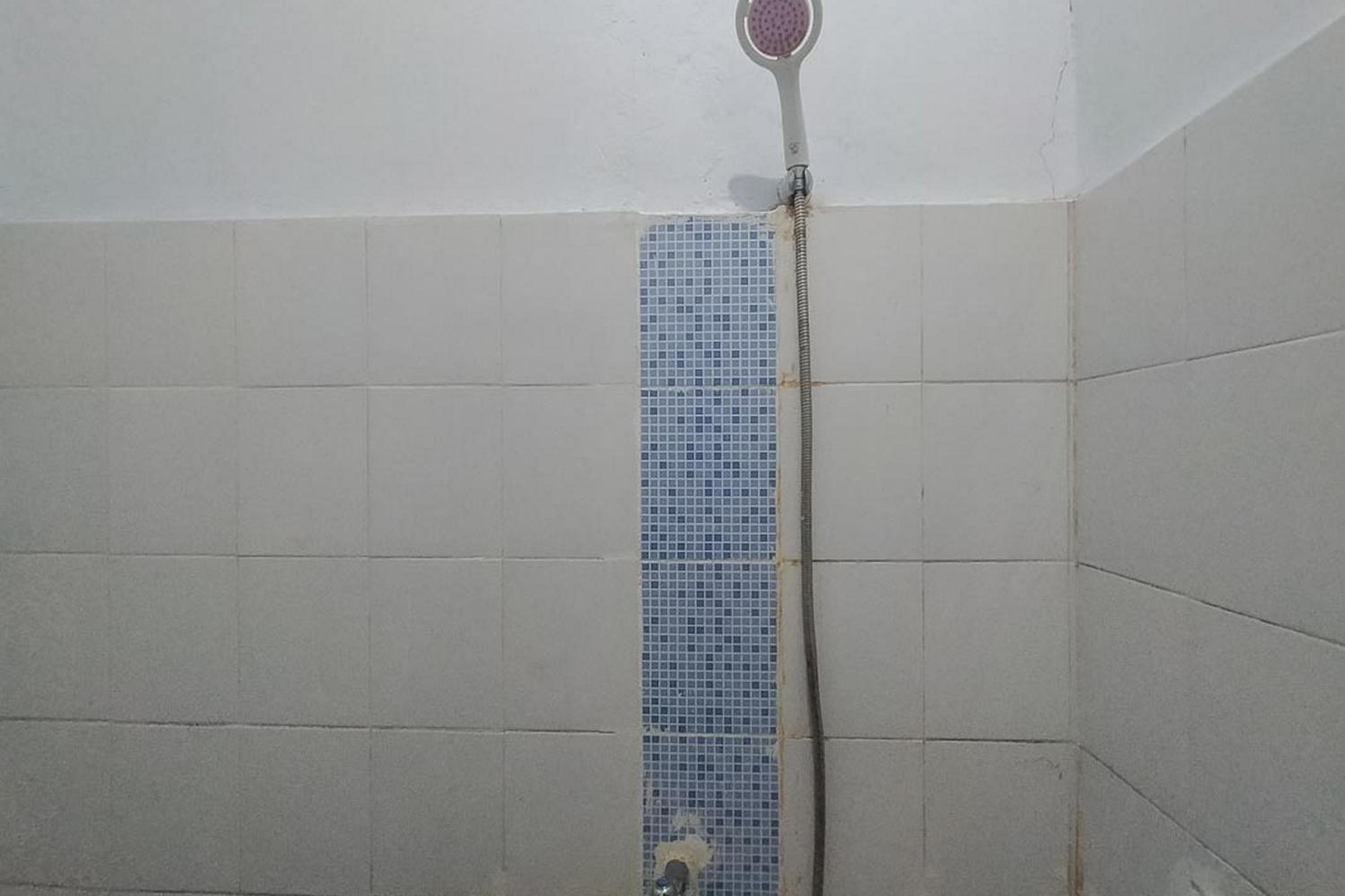 Standard Double Room - Photo 23