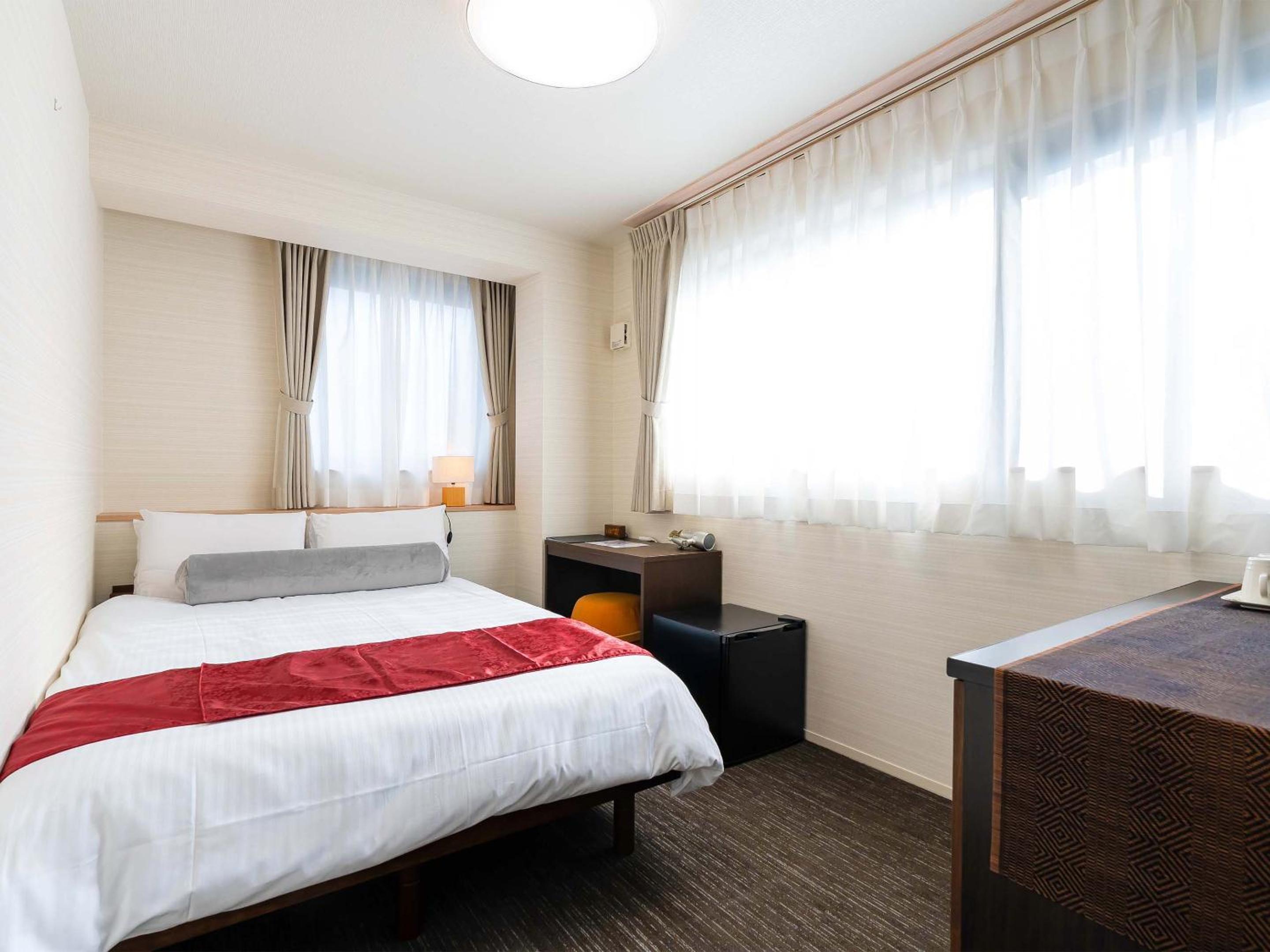 Double Room - Photo 10