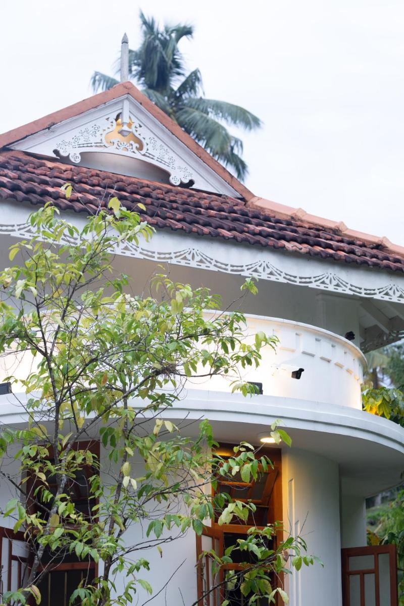 Villa photo 3
