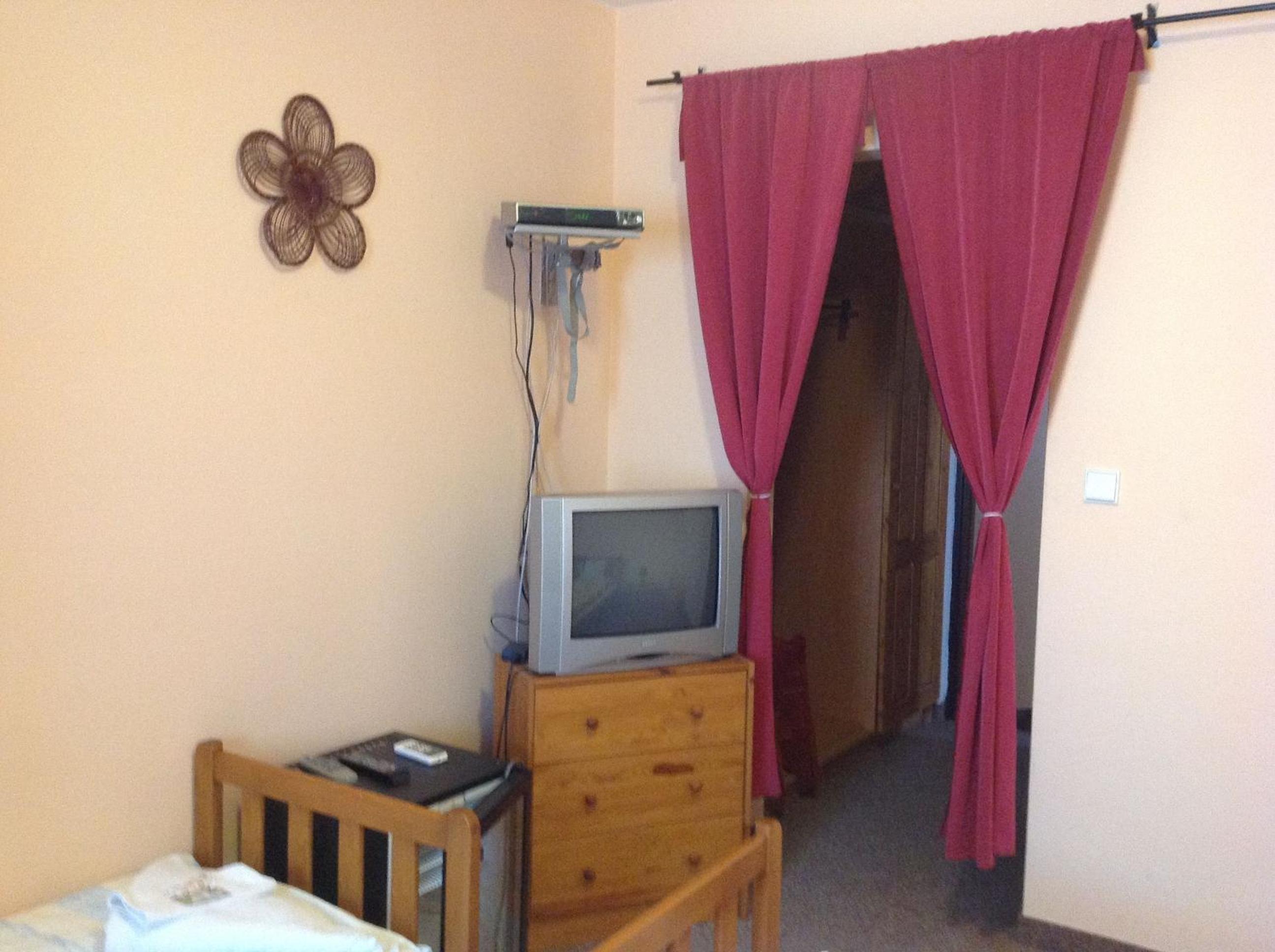 Triple Room - Photo 2