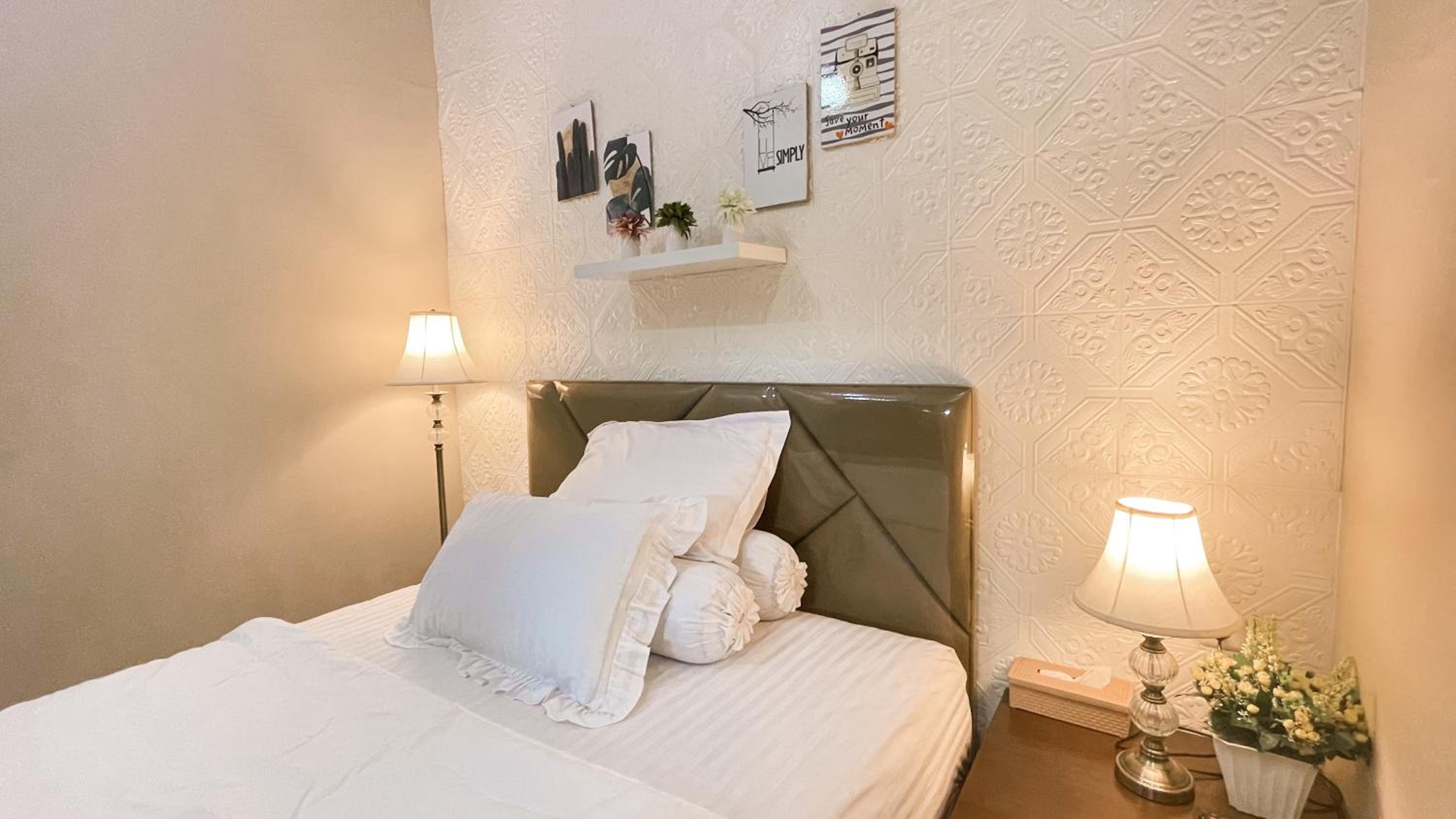 Deluxe Double Room - Photo 8