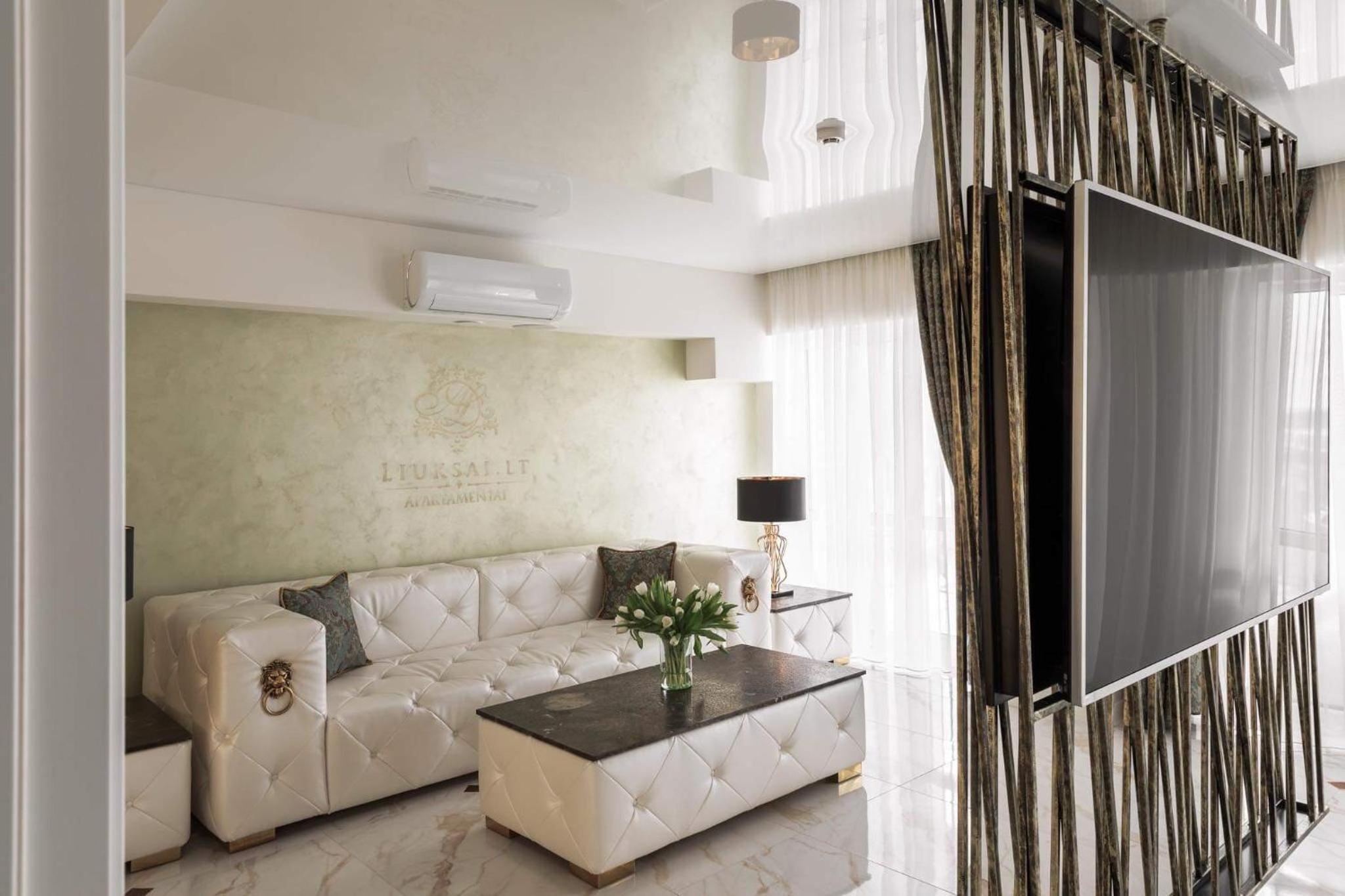 One-Bedroom Apartment - Photo 28