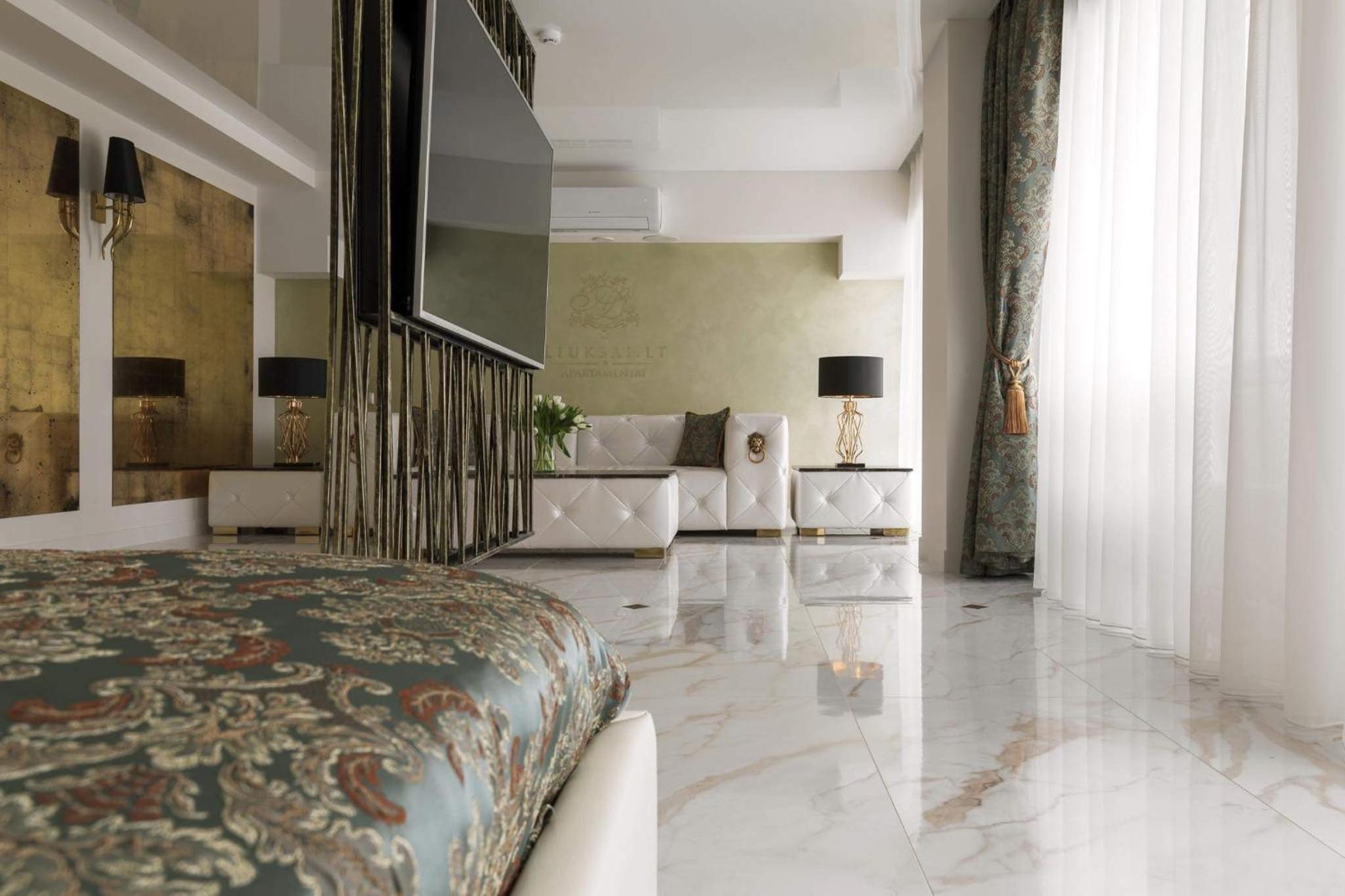 One-Bedroom Apartment - Photo 4