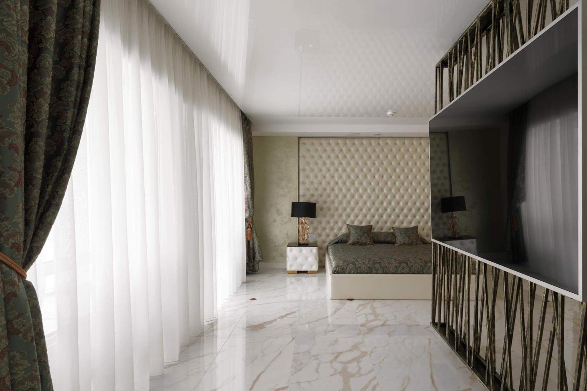 One-Bedroom Apartment - Photo 33