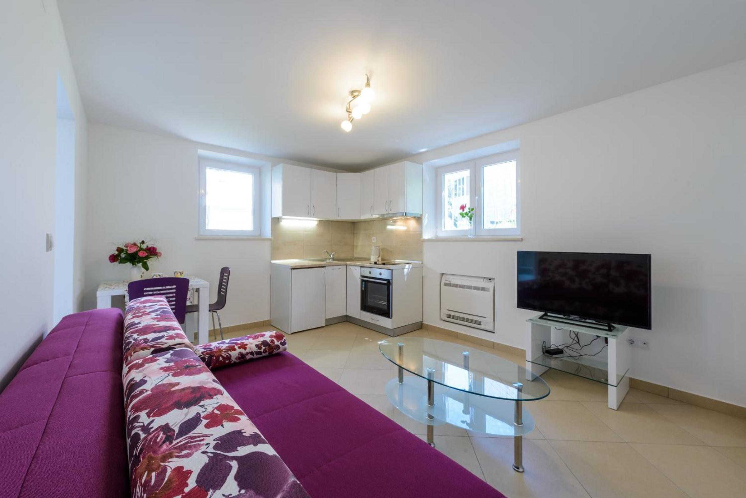 One-Bedroom Apartment with Terrace