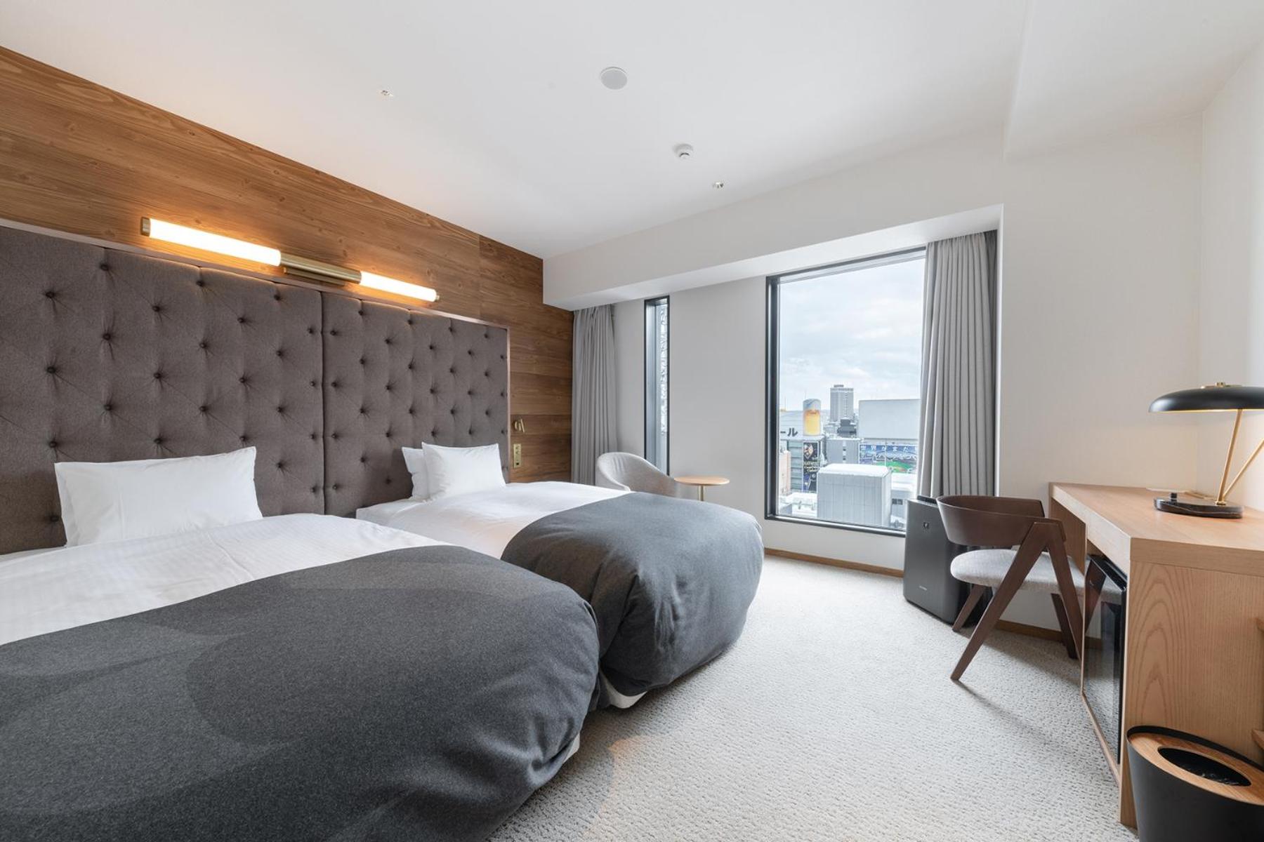 Superior Twin Room with City View - Photo 1