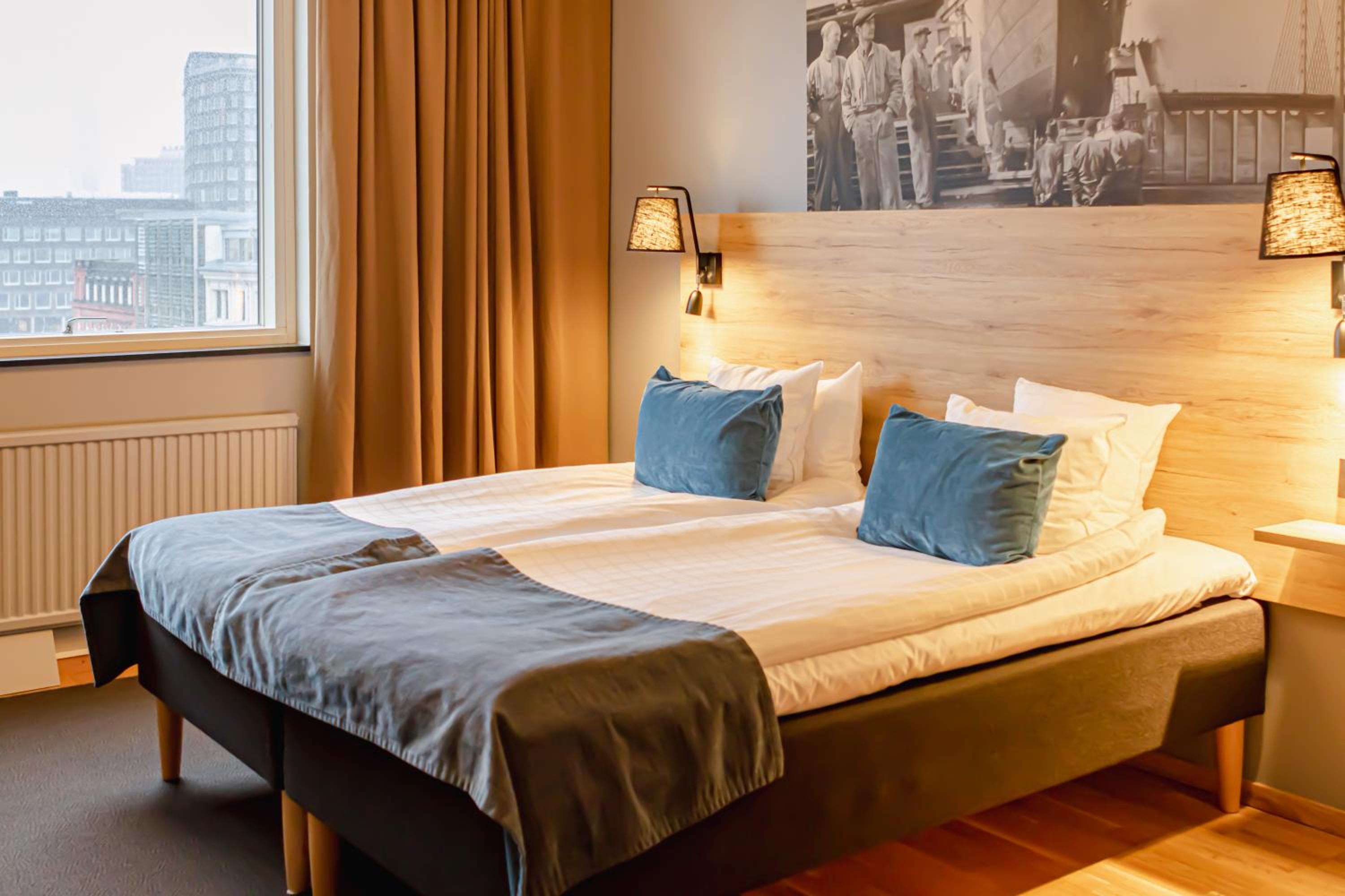 Executive Double Room - Photo 8
