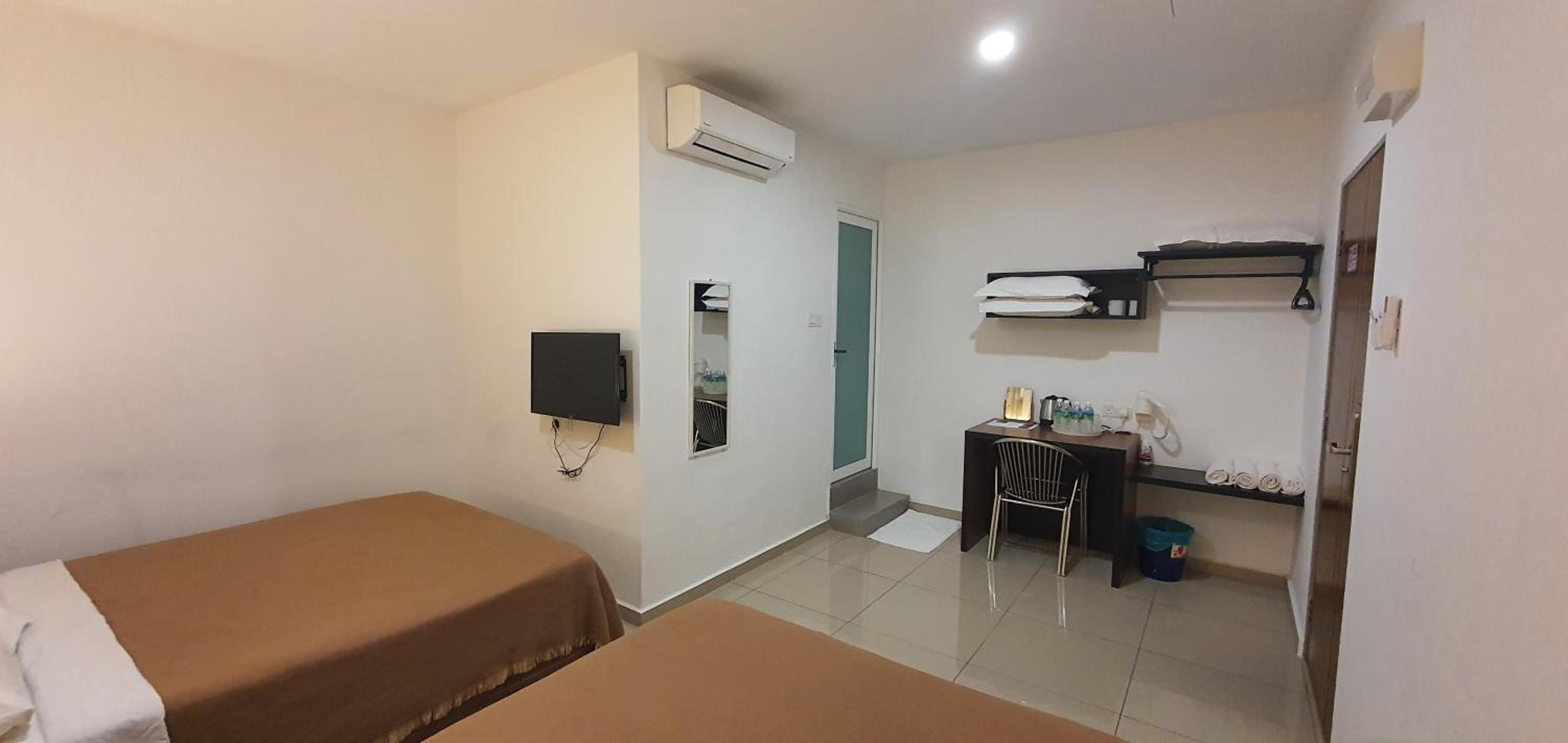Deluxe Family Room - Photo 5