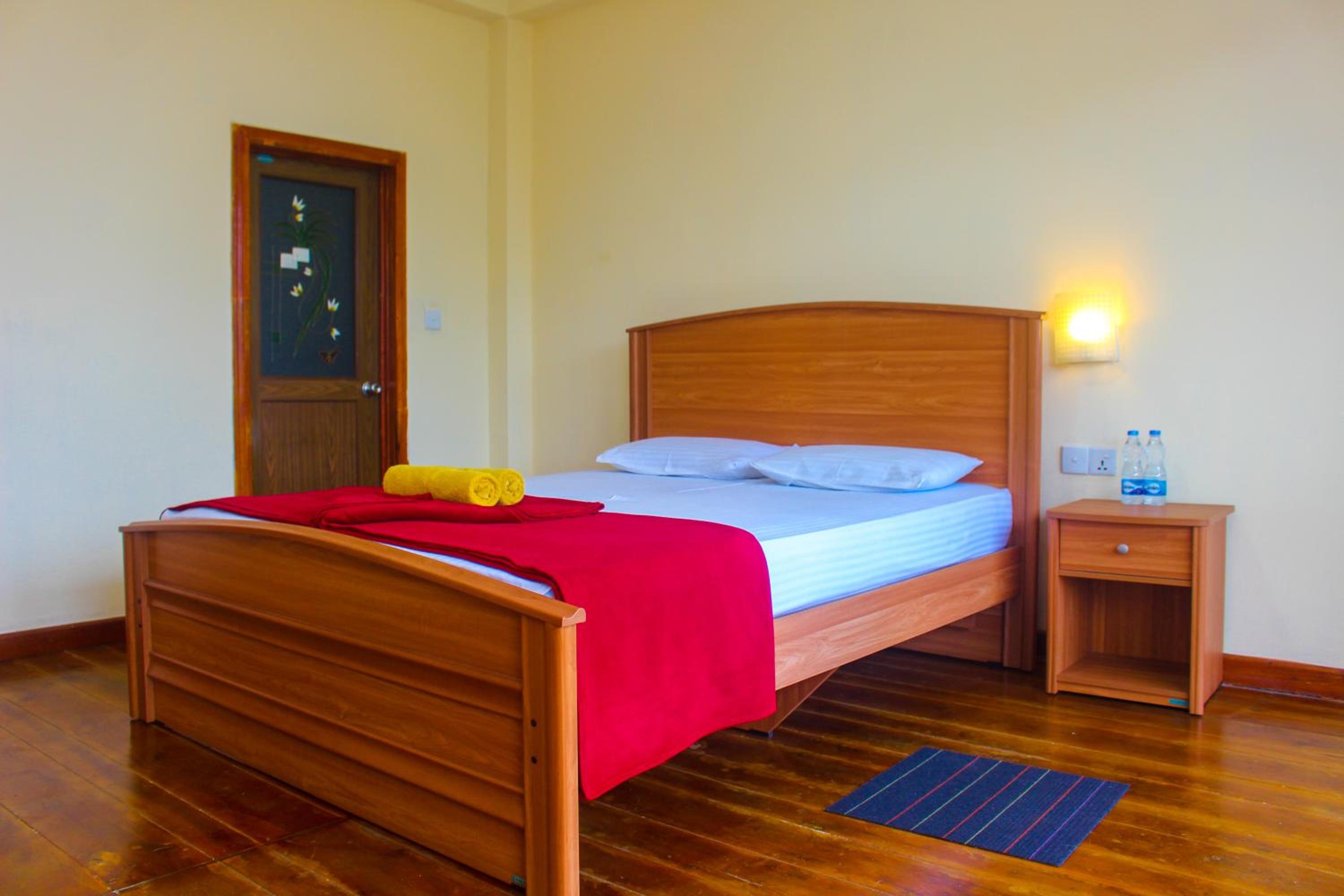 Budget Double Room photo 2