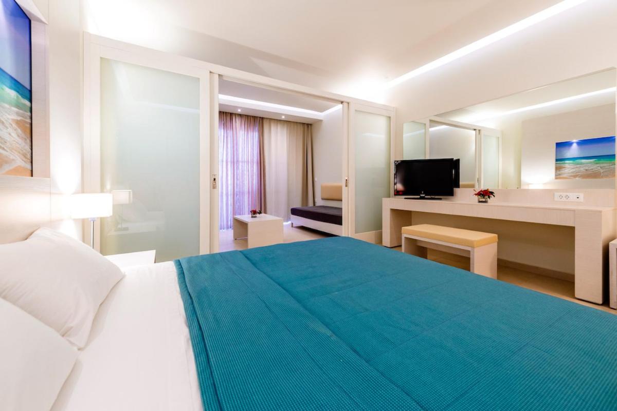 Suite with Sea View photo 2
