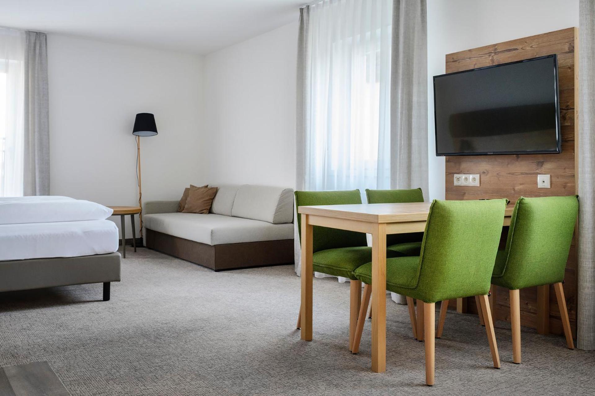 Deluxe Apartment - Photo 8